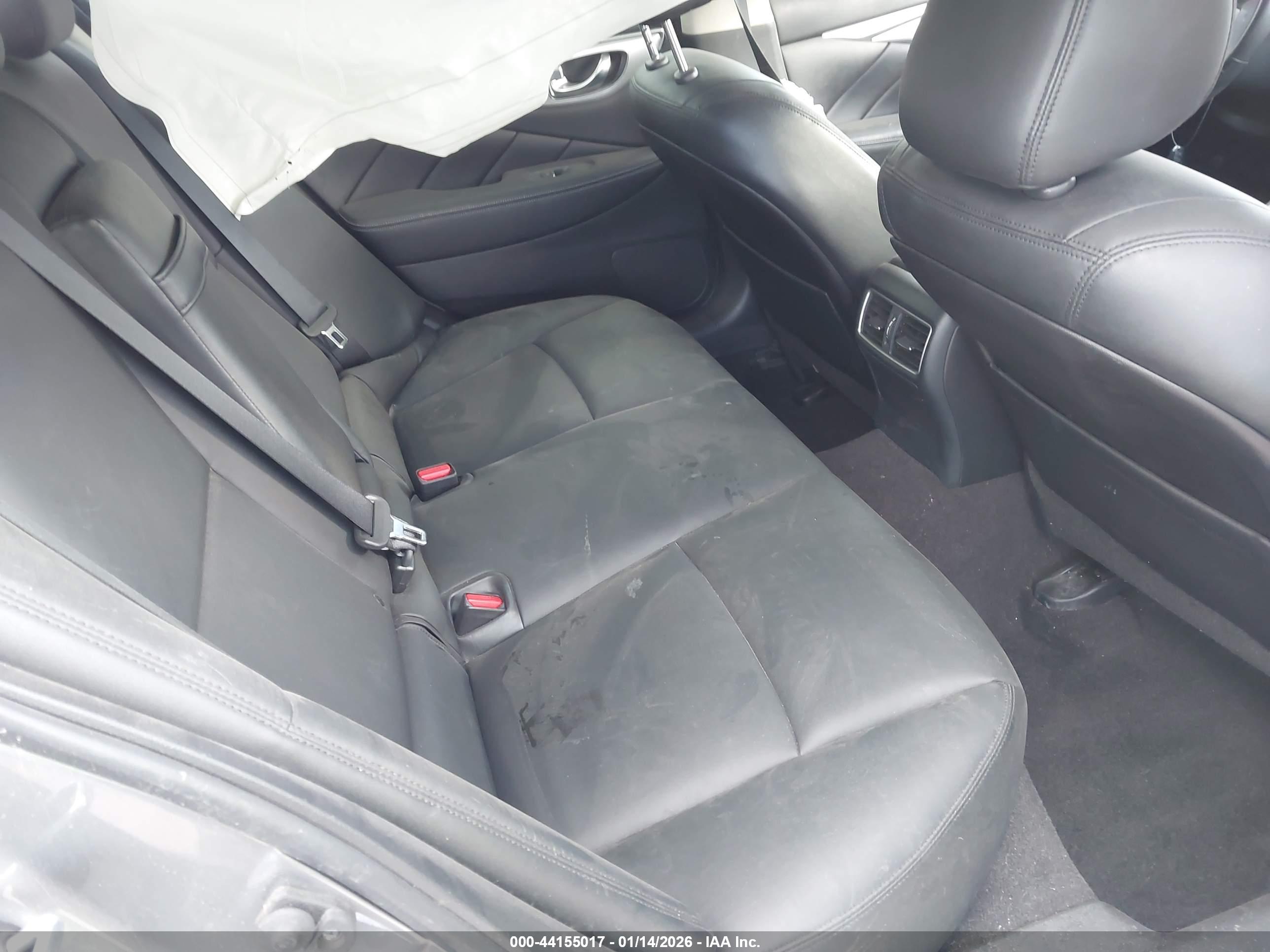 INFINITI Q50 image 8