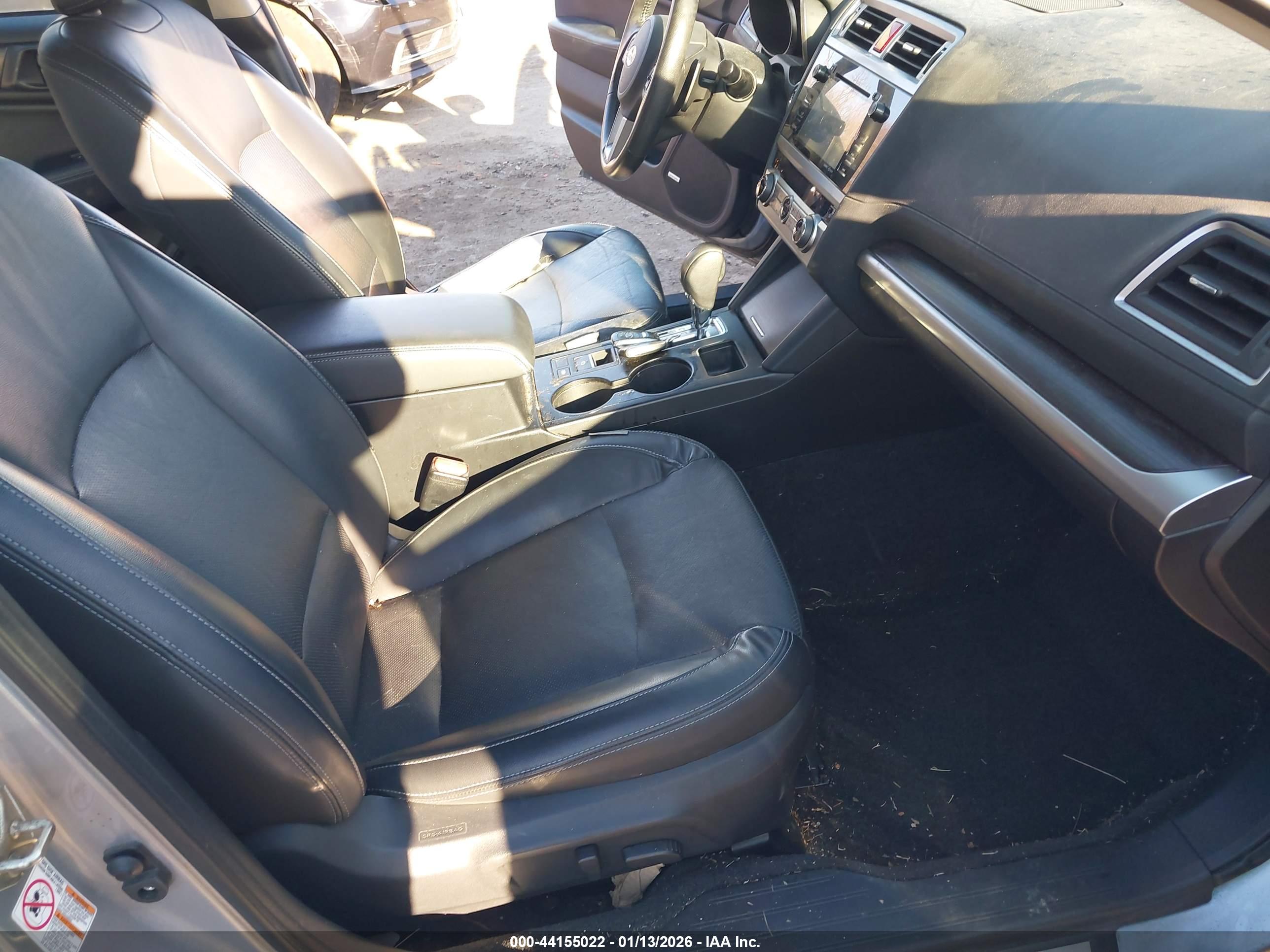 SUBARU LEGACY image 5