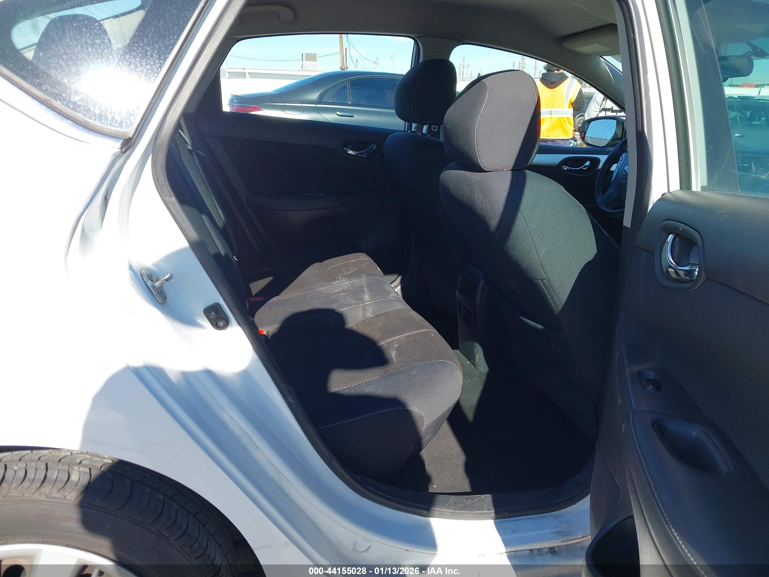NISSAN SENTRA image 8