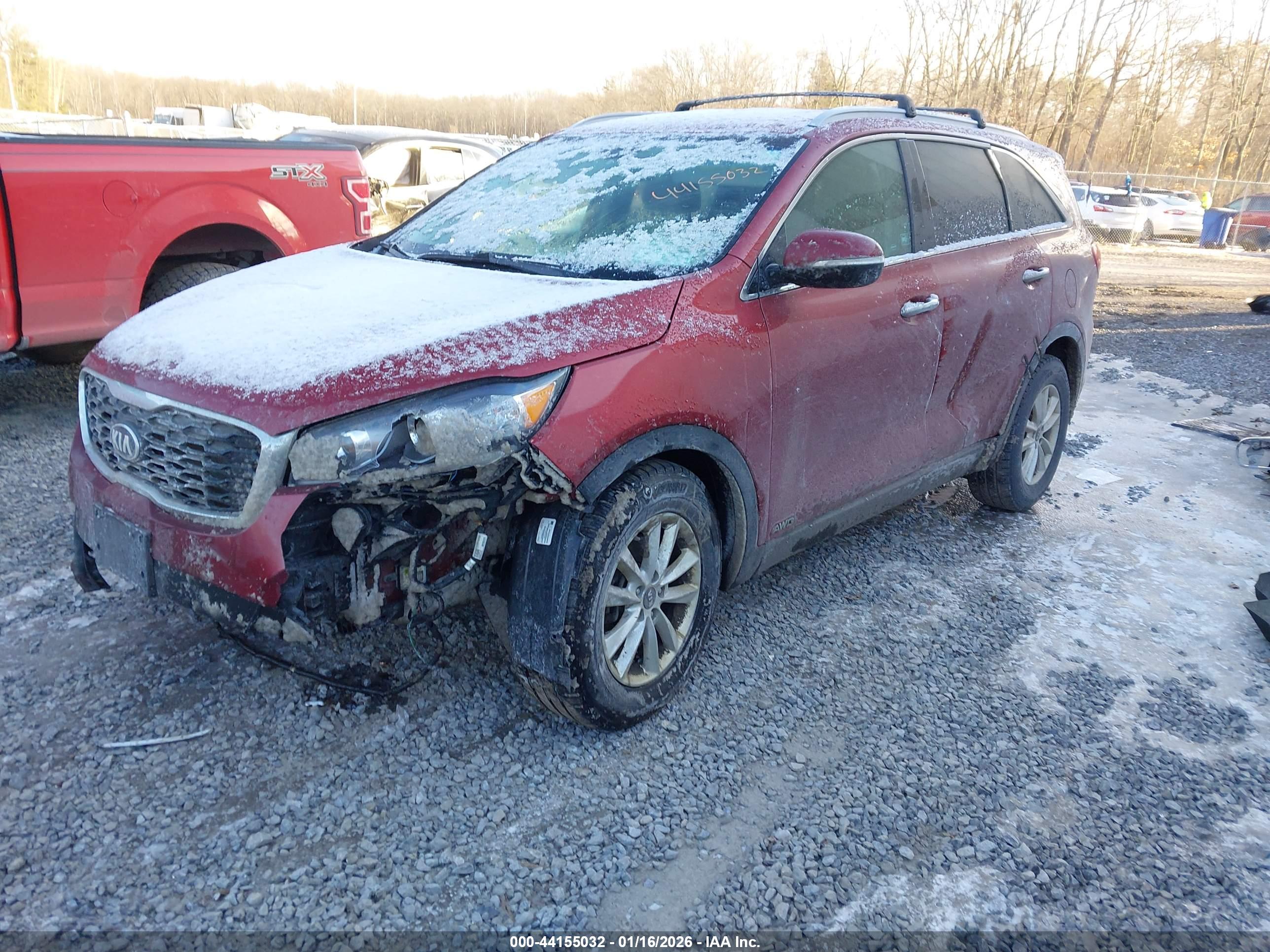 KIA SORENTO image 2