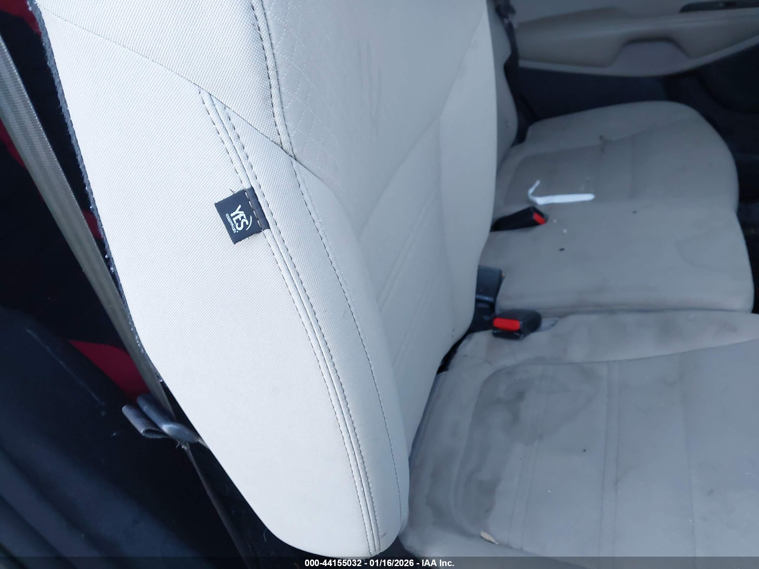 KIA SORENTO image 8