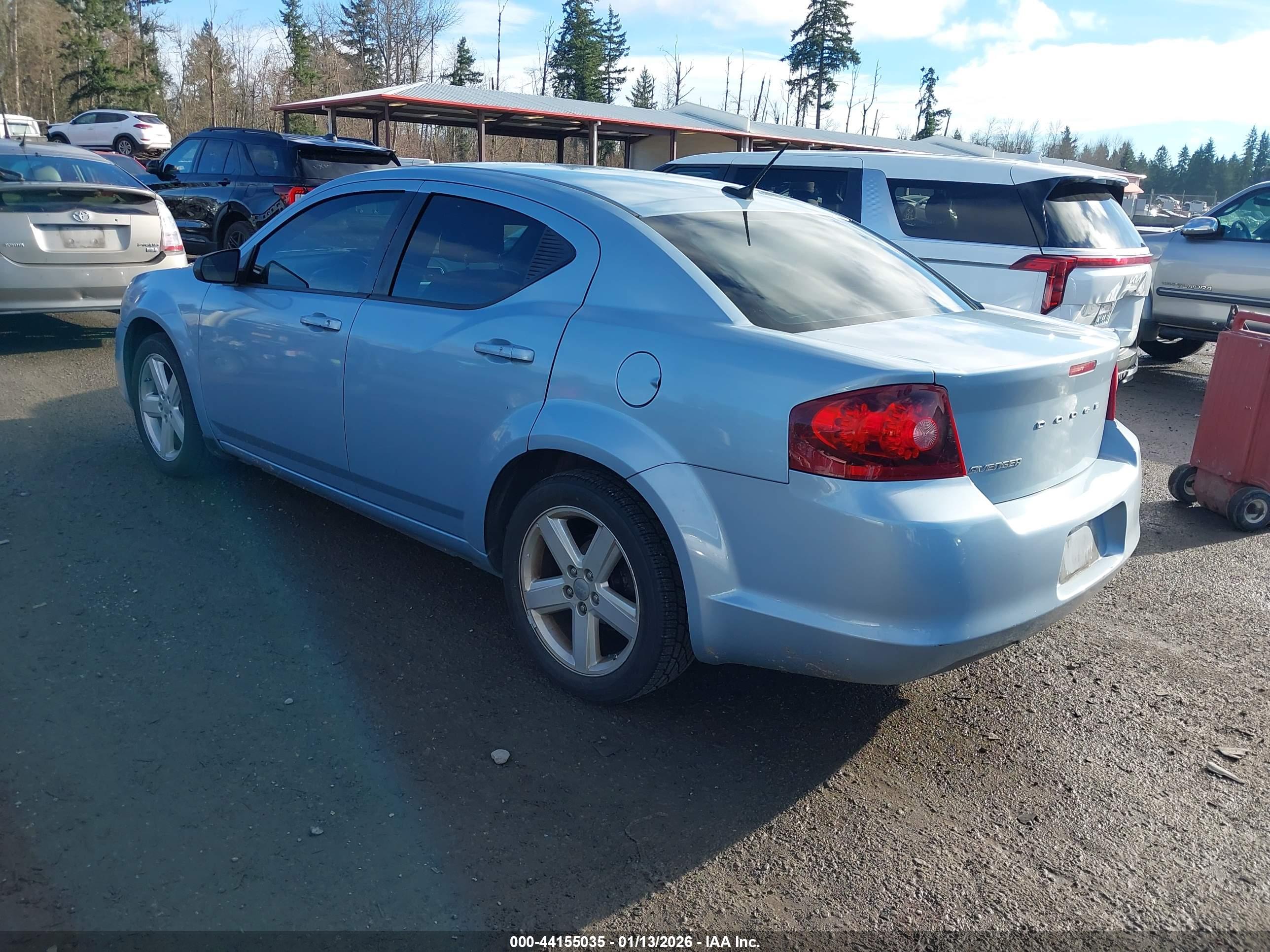 DODGE AVENGER image 3