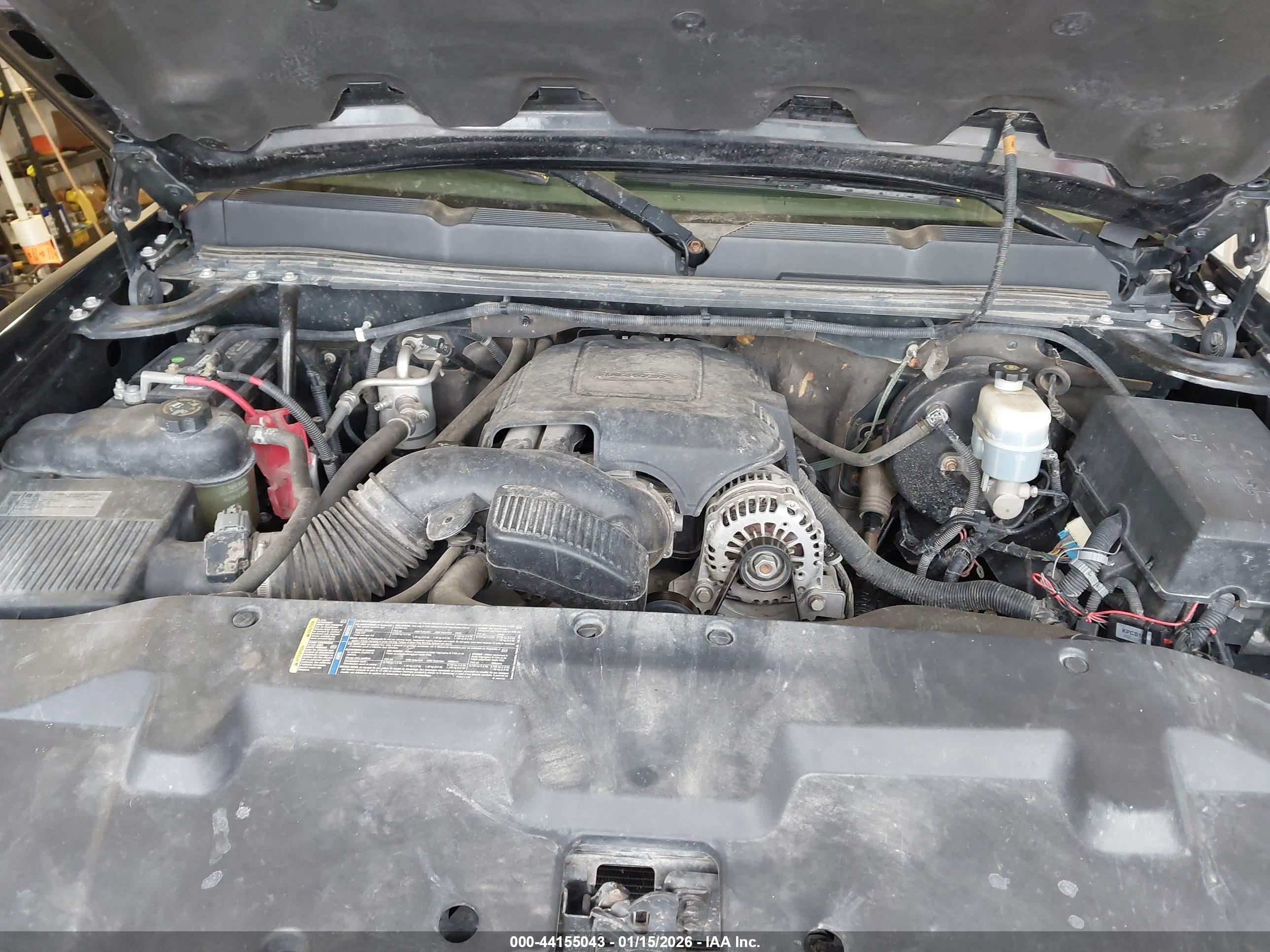 CHEVROLET SILVERADO image 10