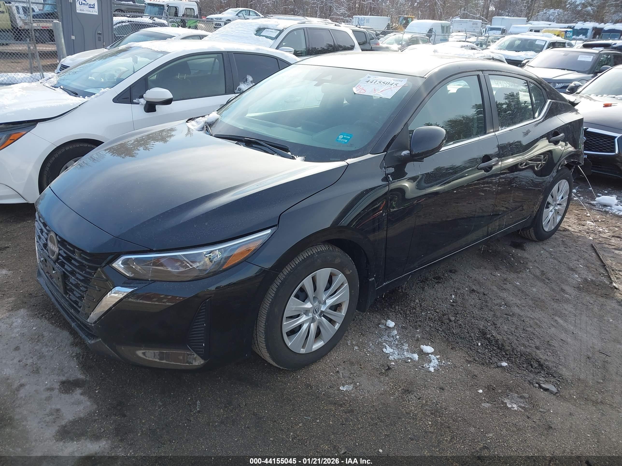 NISSAN SENTRA image 2