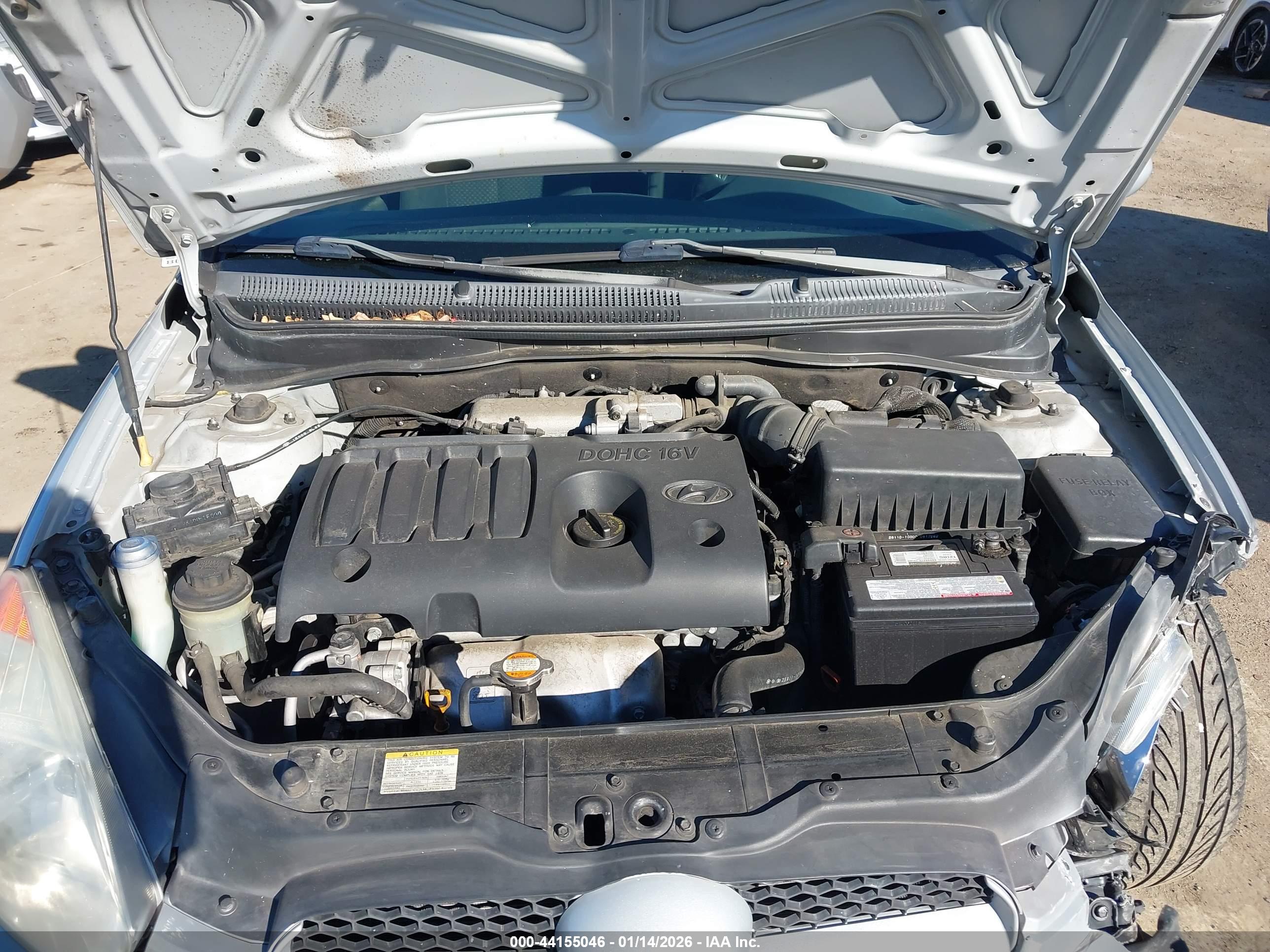 HYUNDAI ACCENT image 10