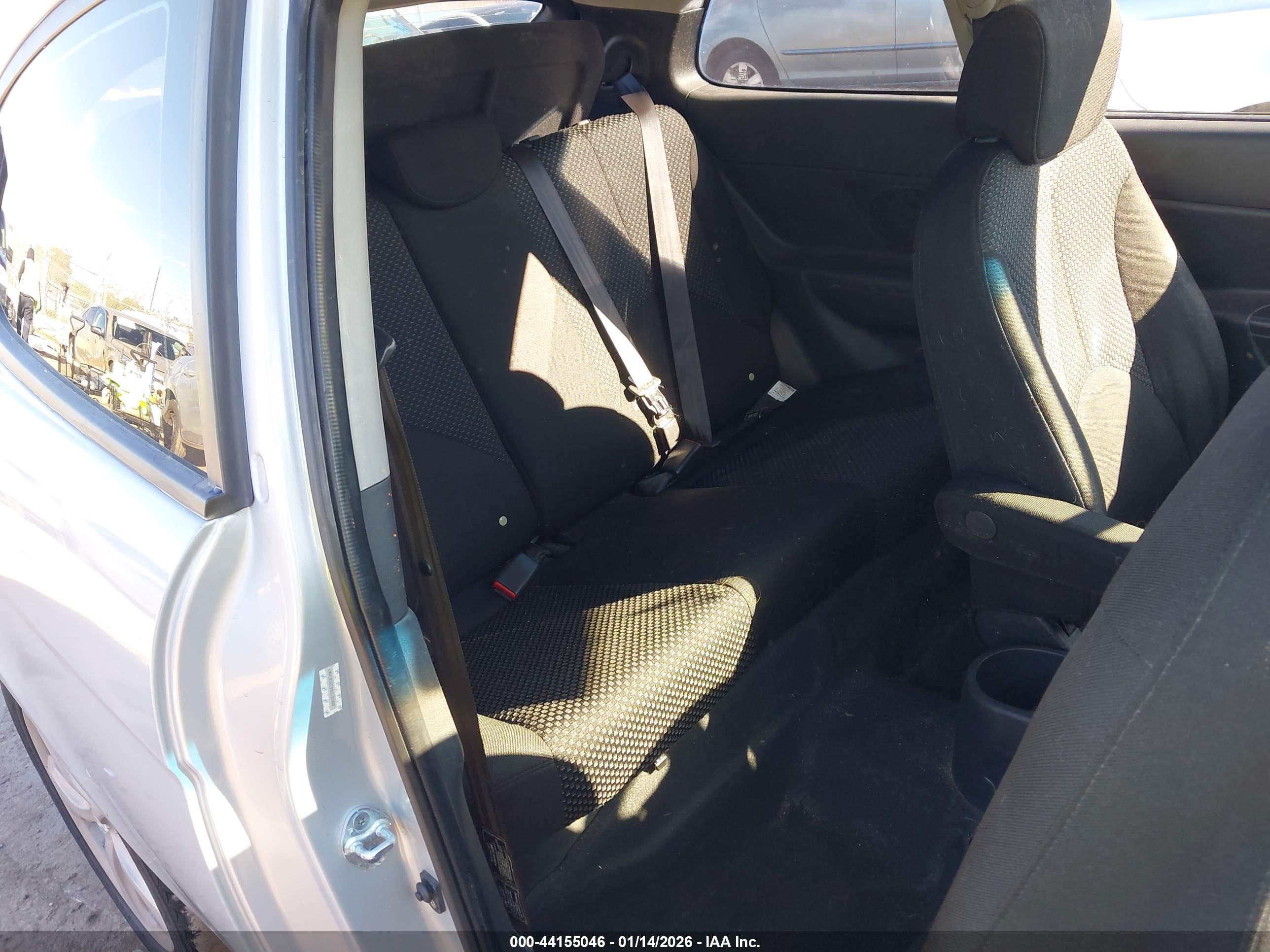 HYUNDAI ACCENT image 8