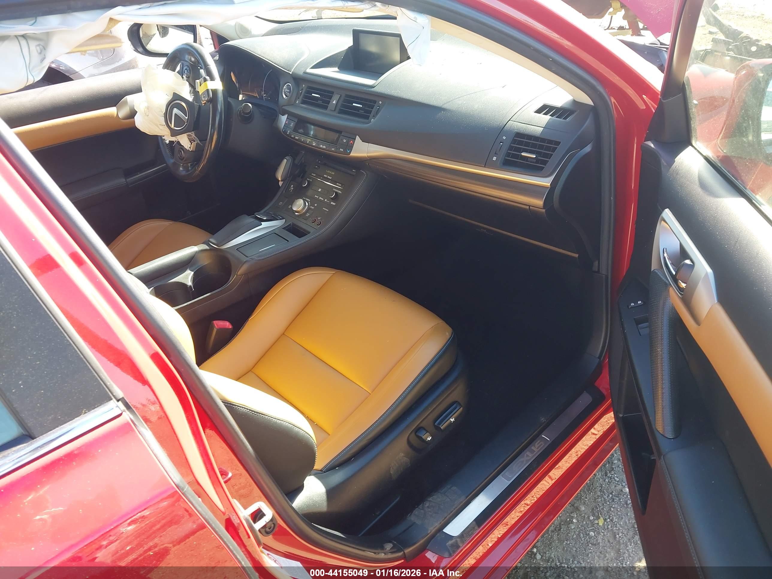 LEXUS CT image 5