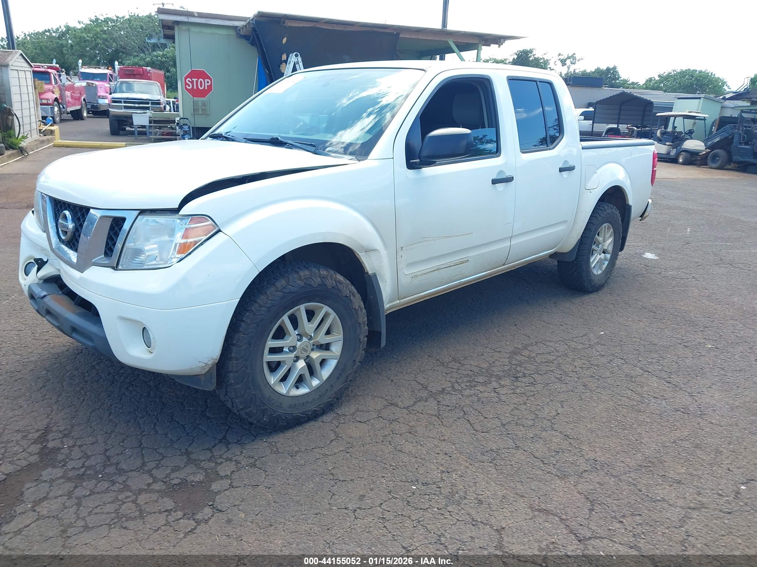 NISSAN FRONTIER image 2