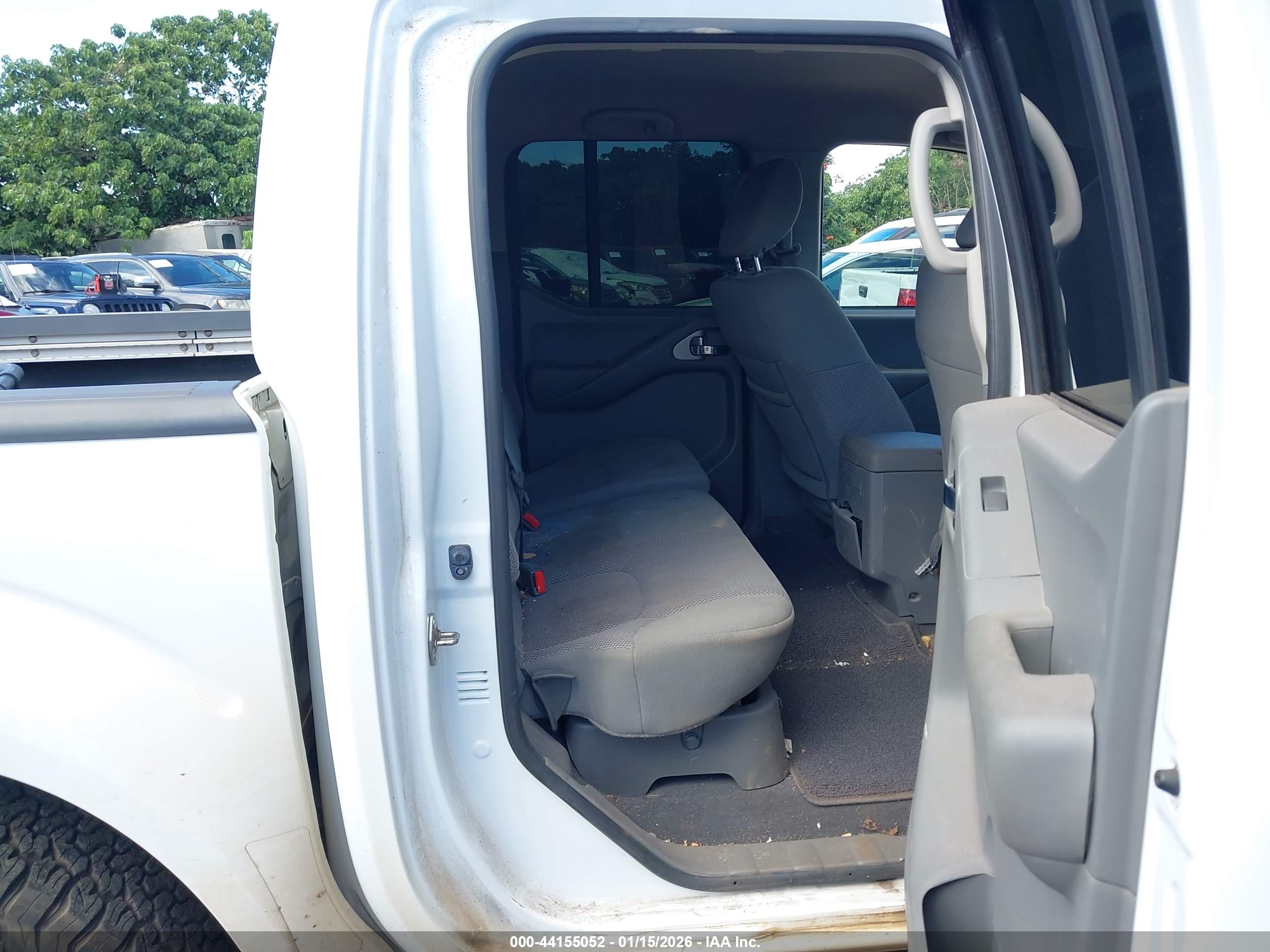 NISSAN FRONTIER image 8