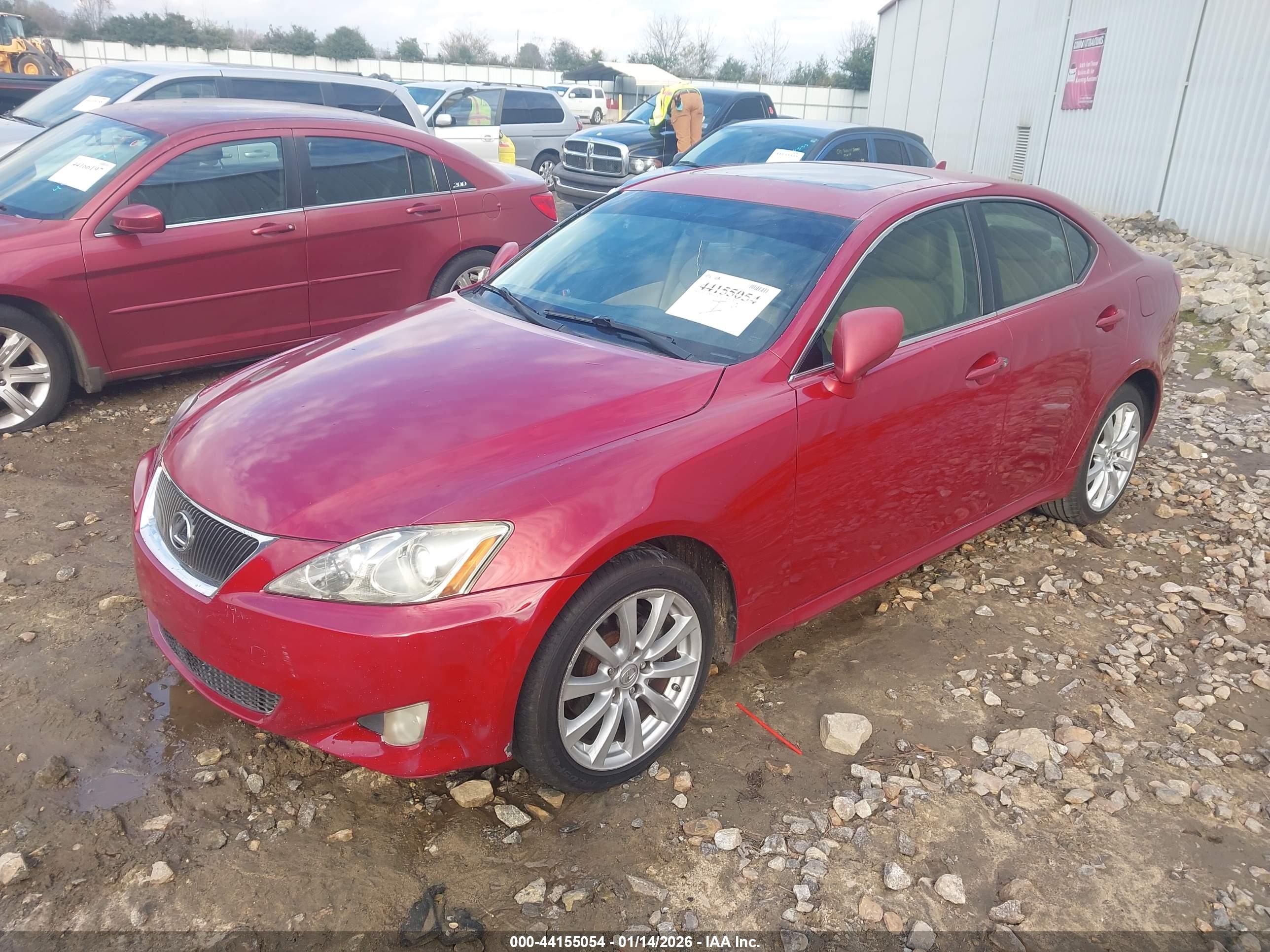 LEXUS IS image 2