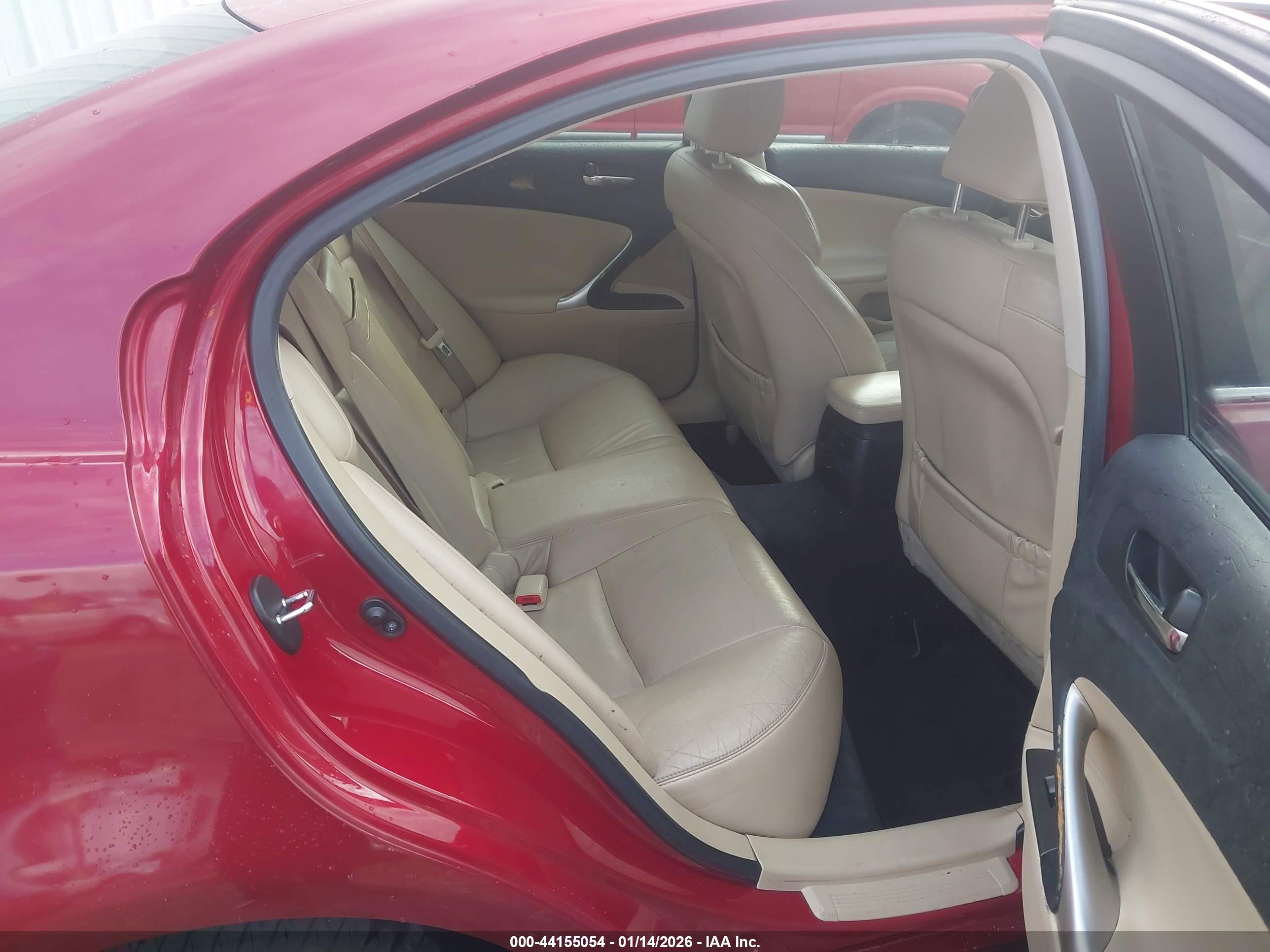 LEXUS IS image 8