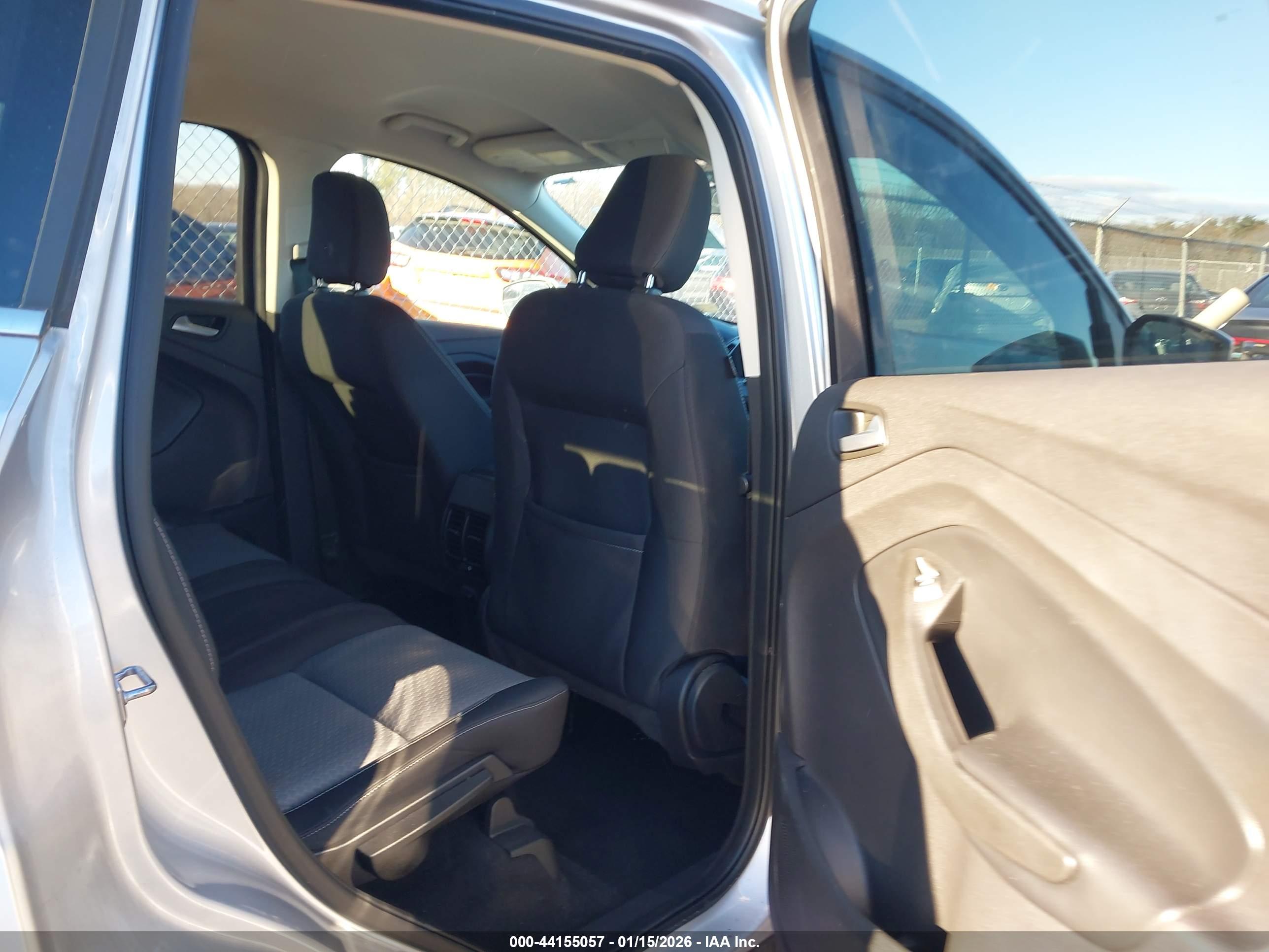 FORD ESCAPE image 8