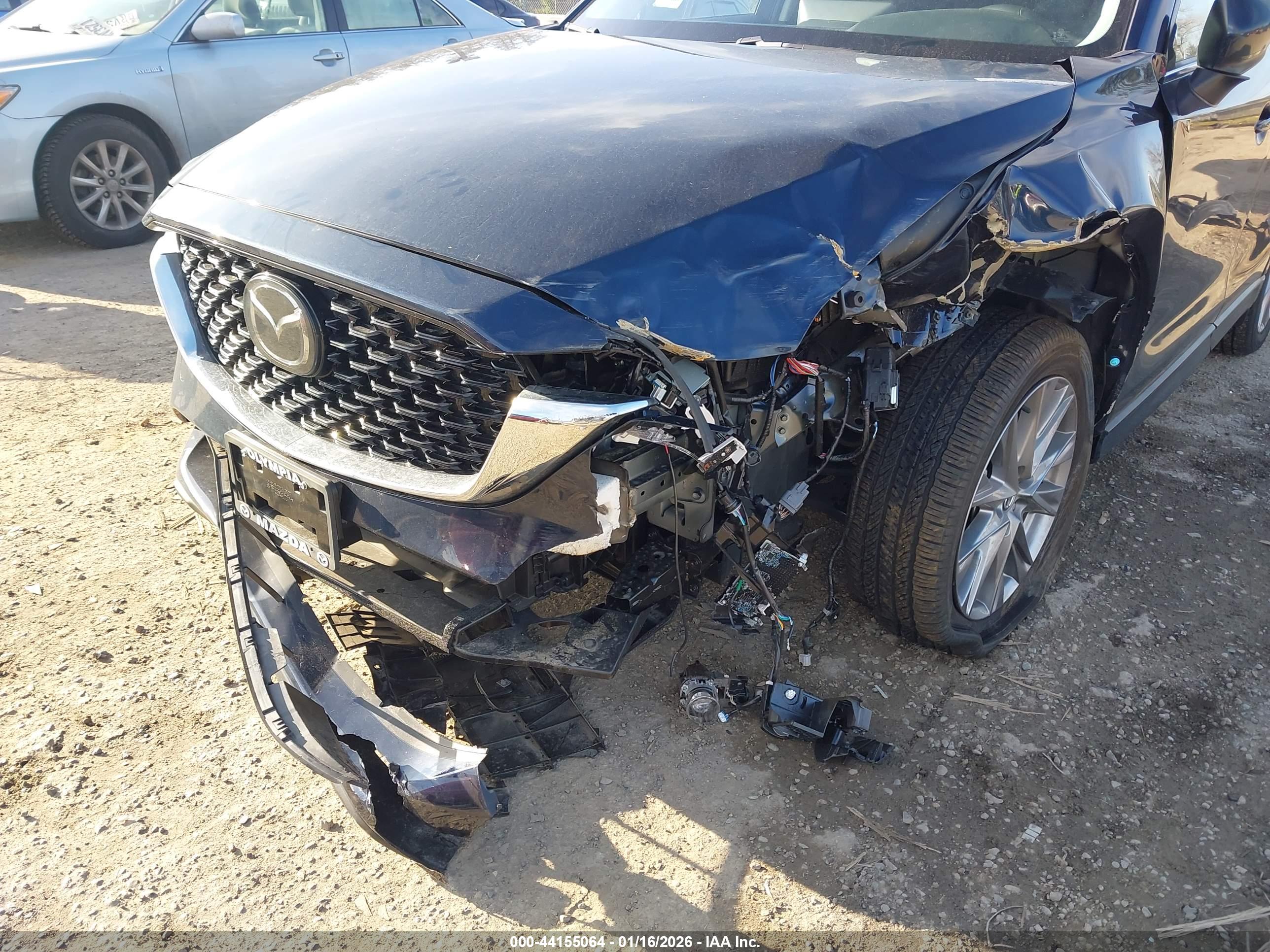 MAZDA CX-5 image 6