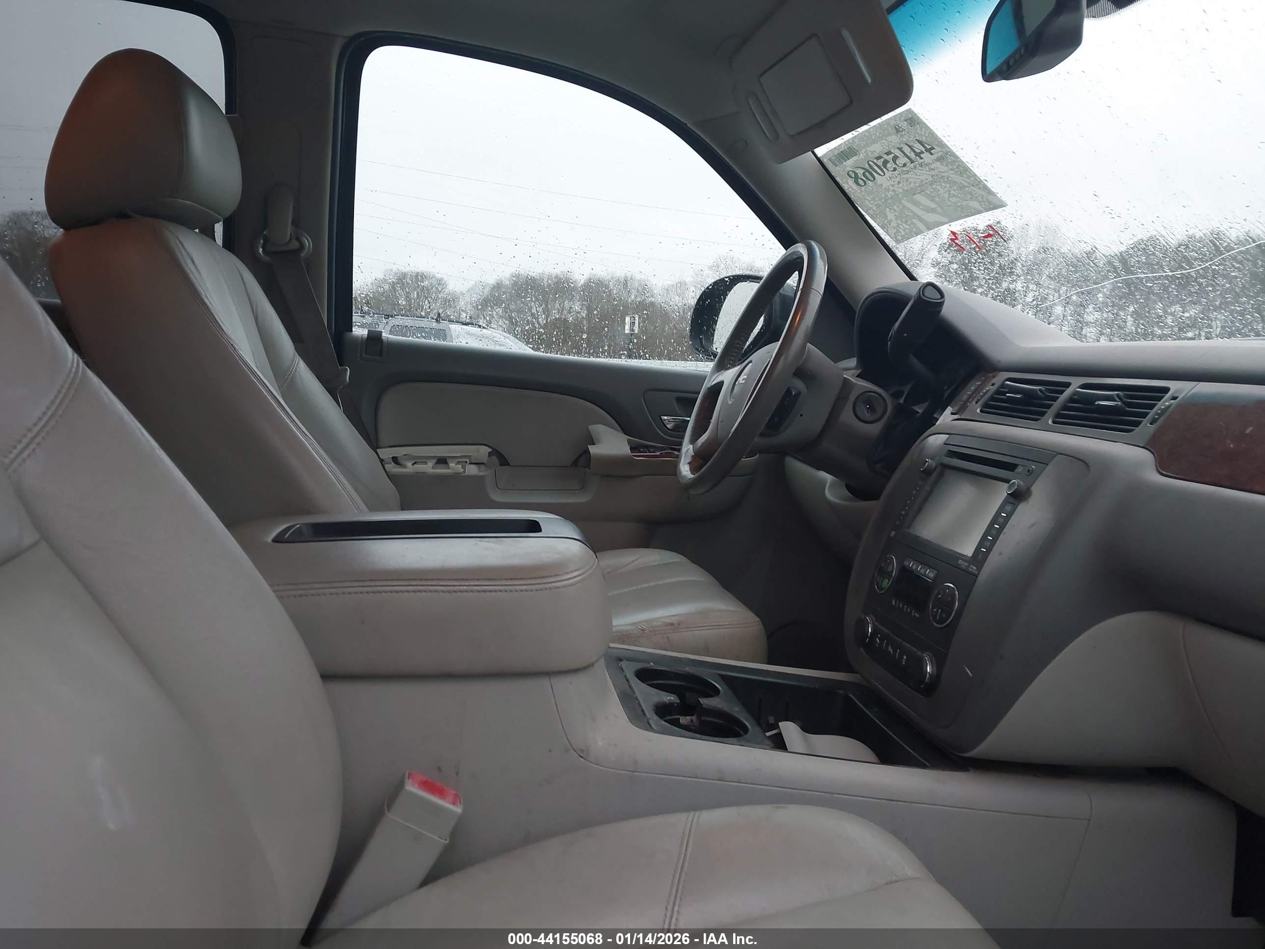 GMC YUKON image 5