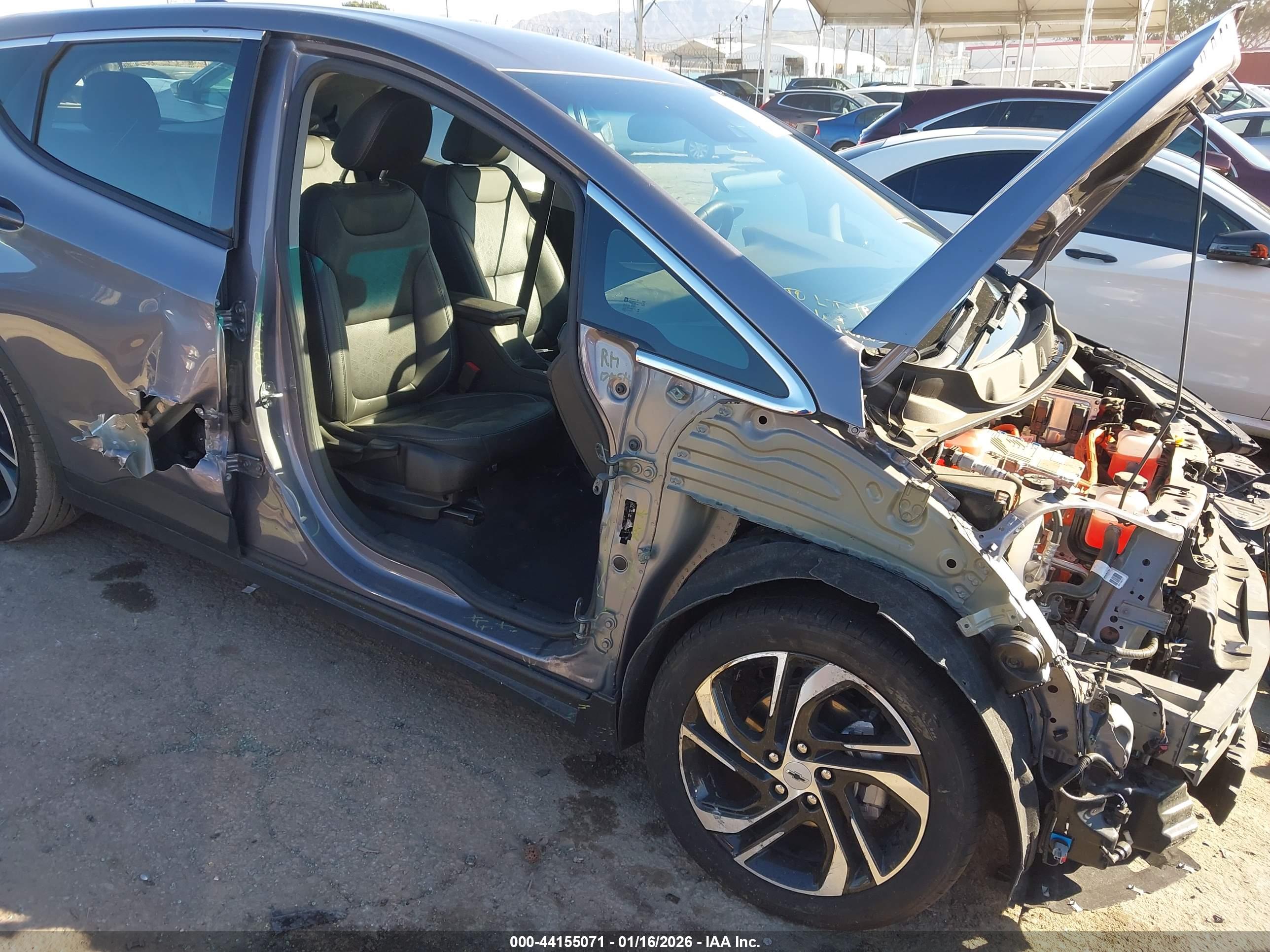 CHEVROLET BOLT image 6
