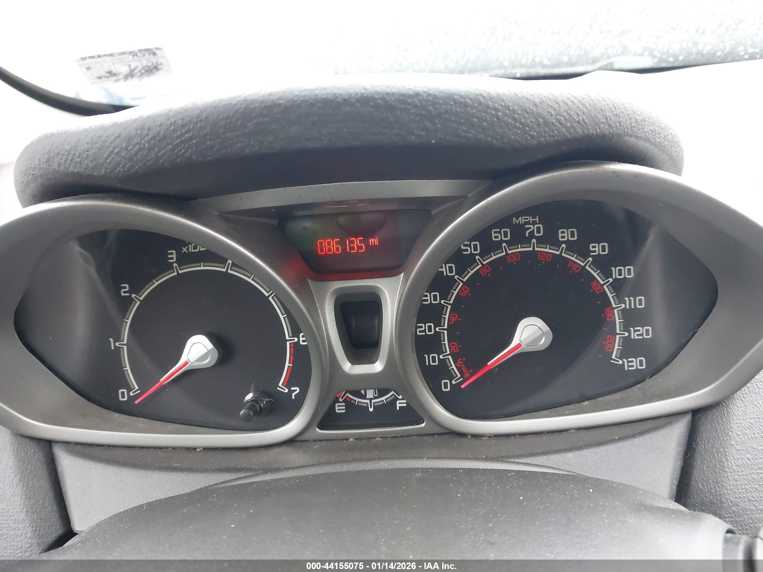 FORD FIESTA image 7