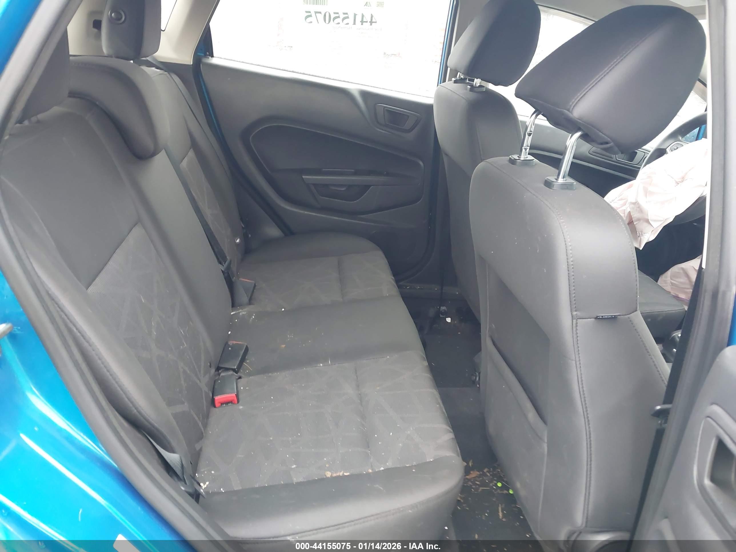 FORD FIESTA image 8