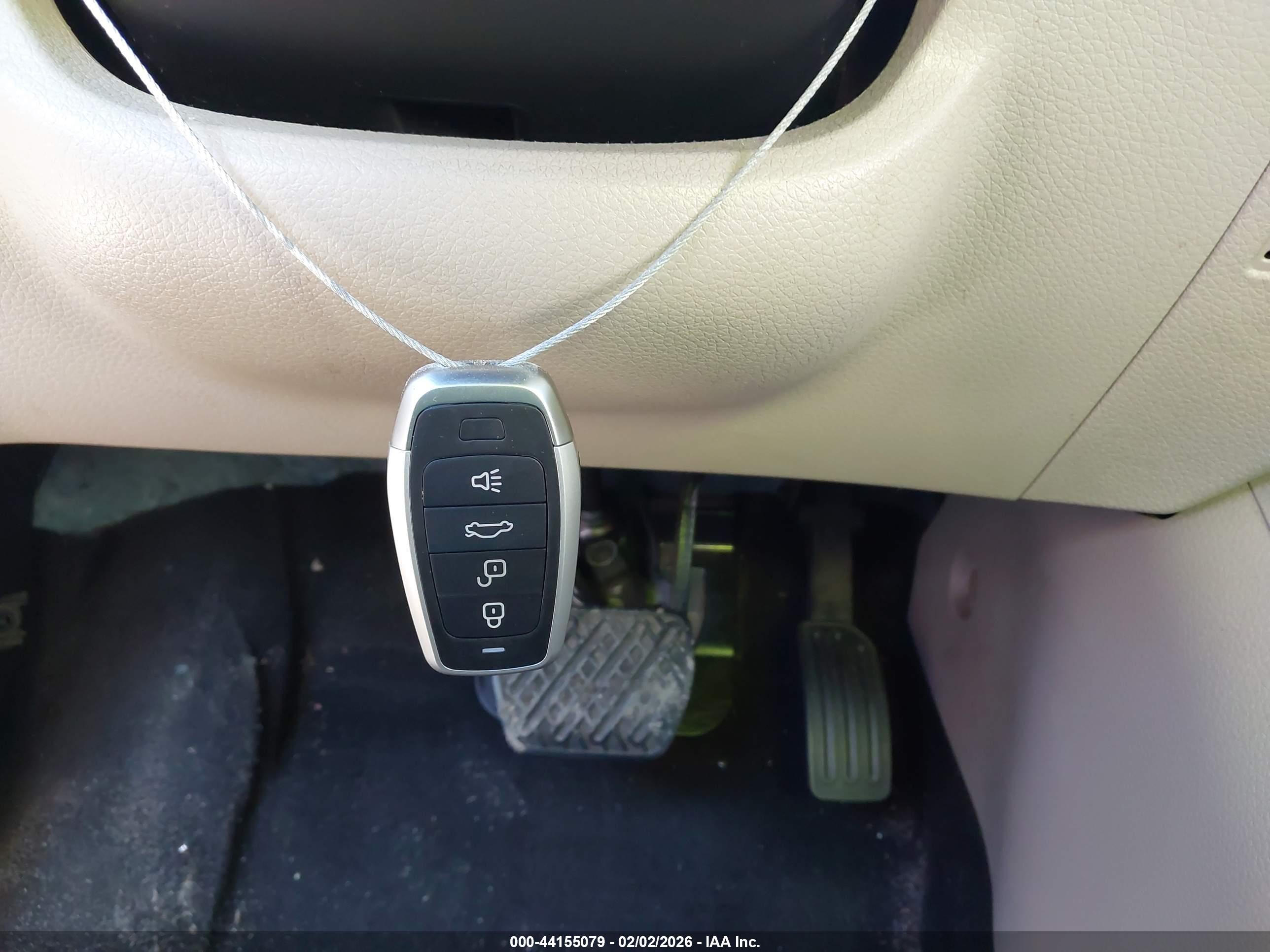 NISSAN SENTRA image 11
