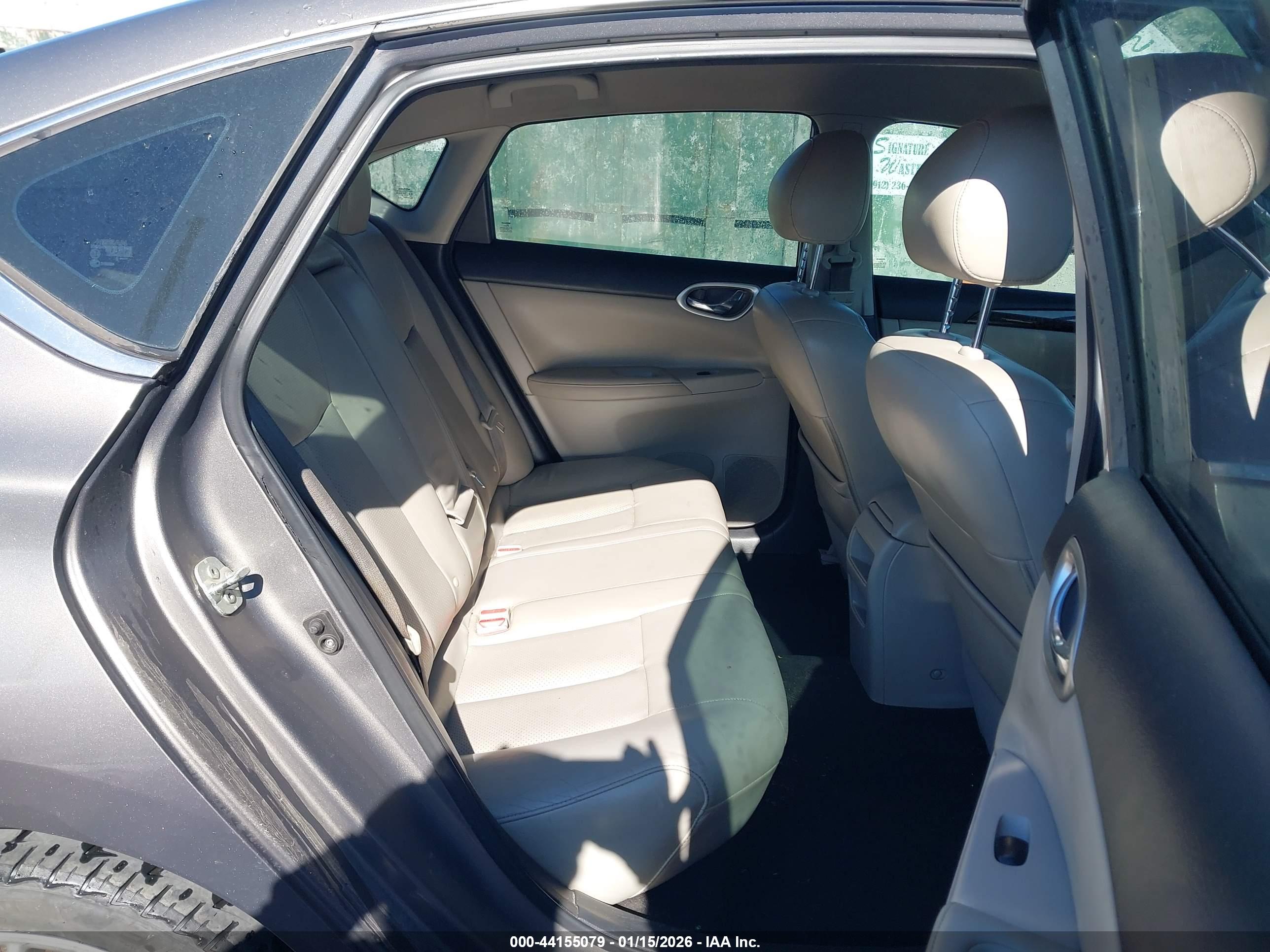 NISSAN SENTRA image 8
