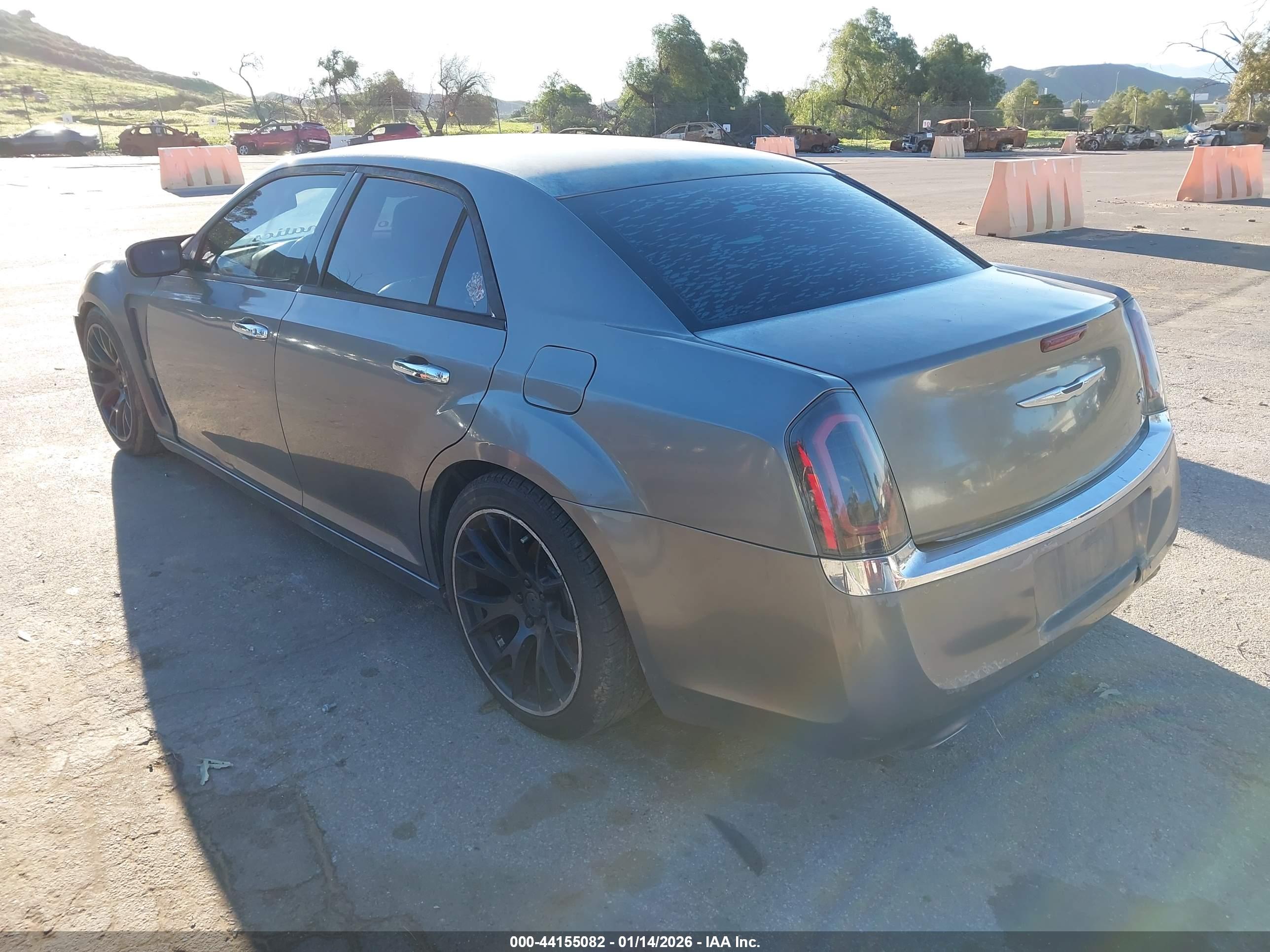 CHRYSLER 300 image 3