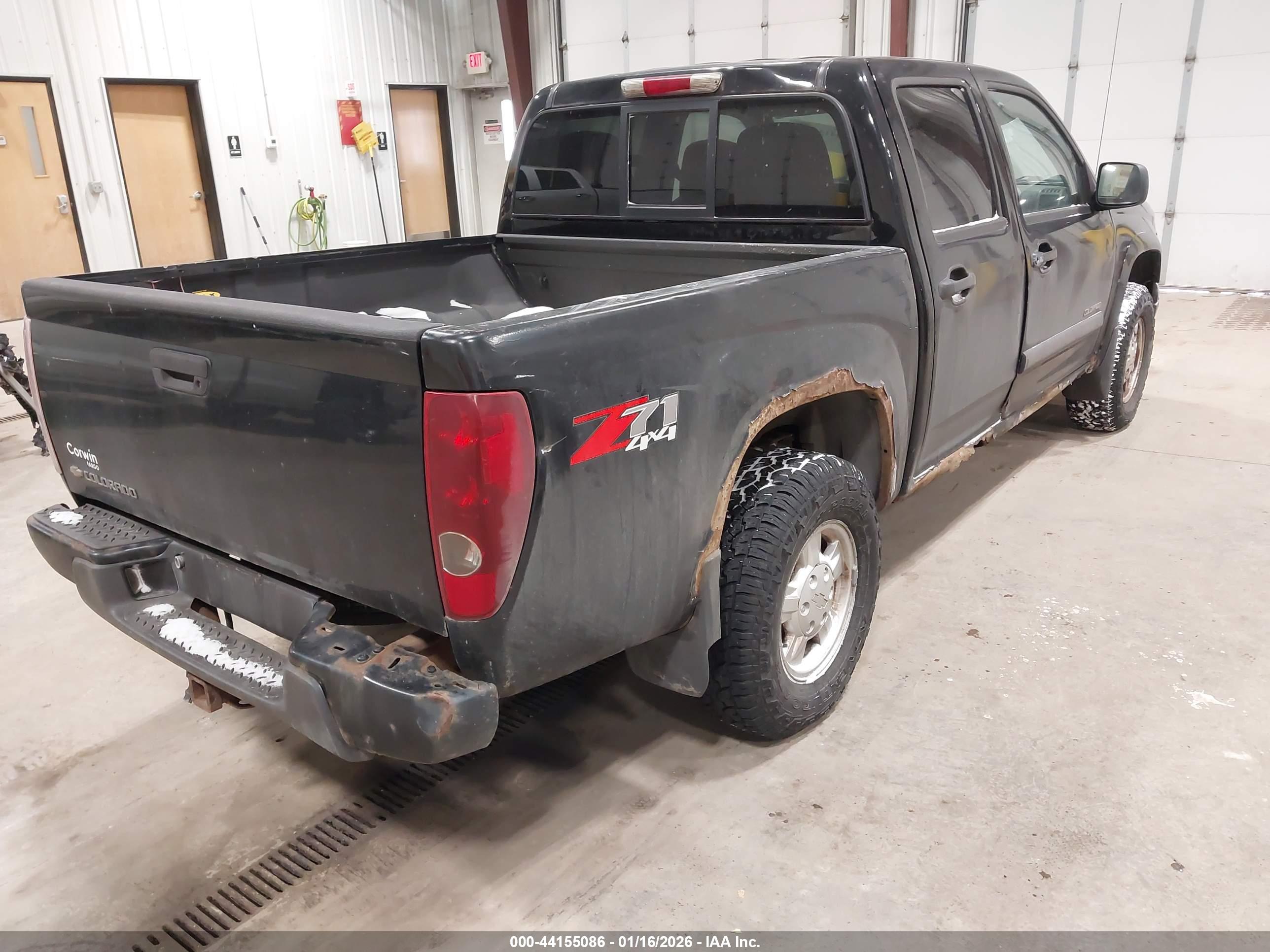 CHEVROLET COLORADO image 4