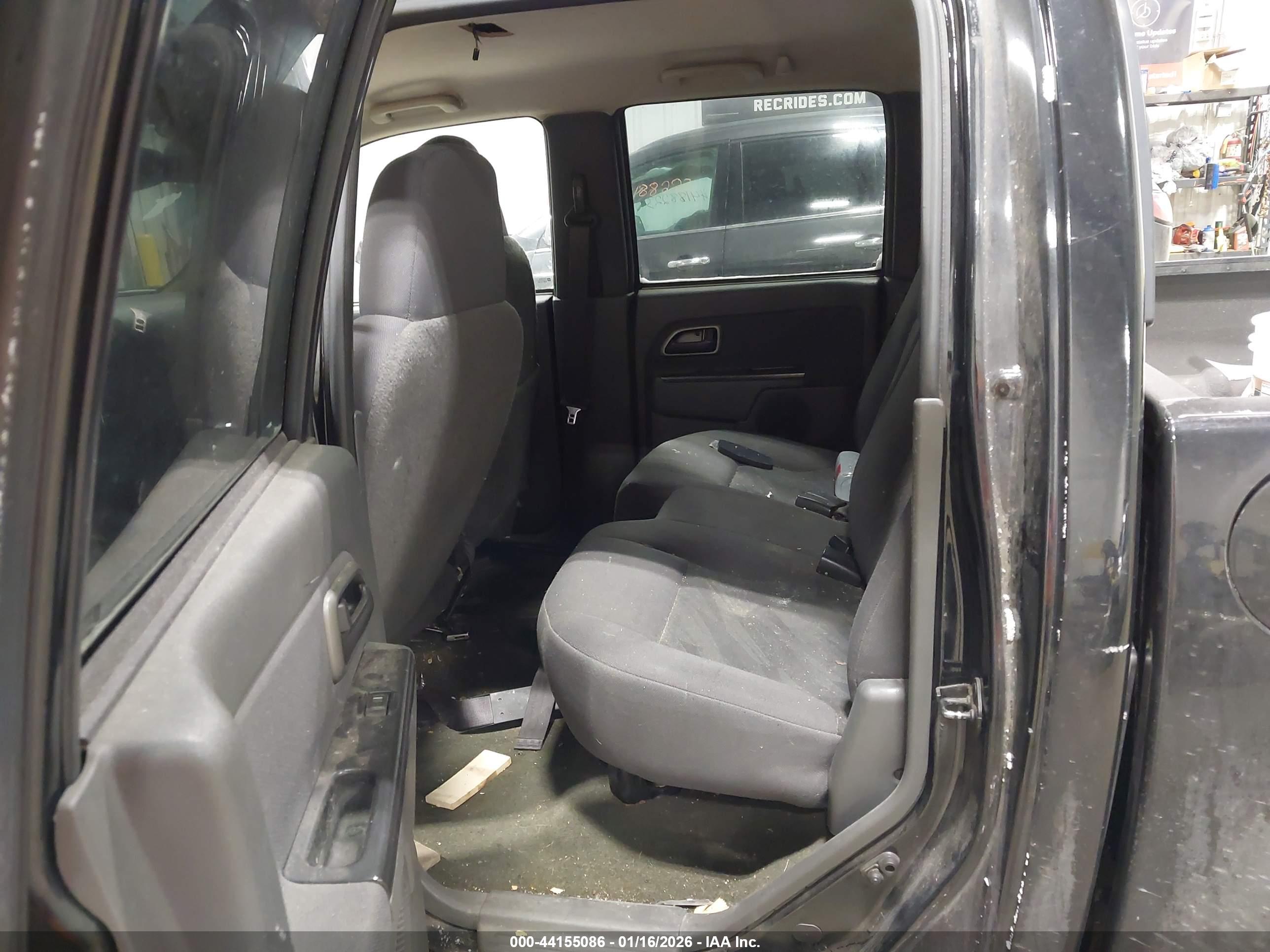 CHEVROLET COLORADO image 8