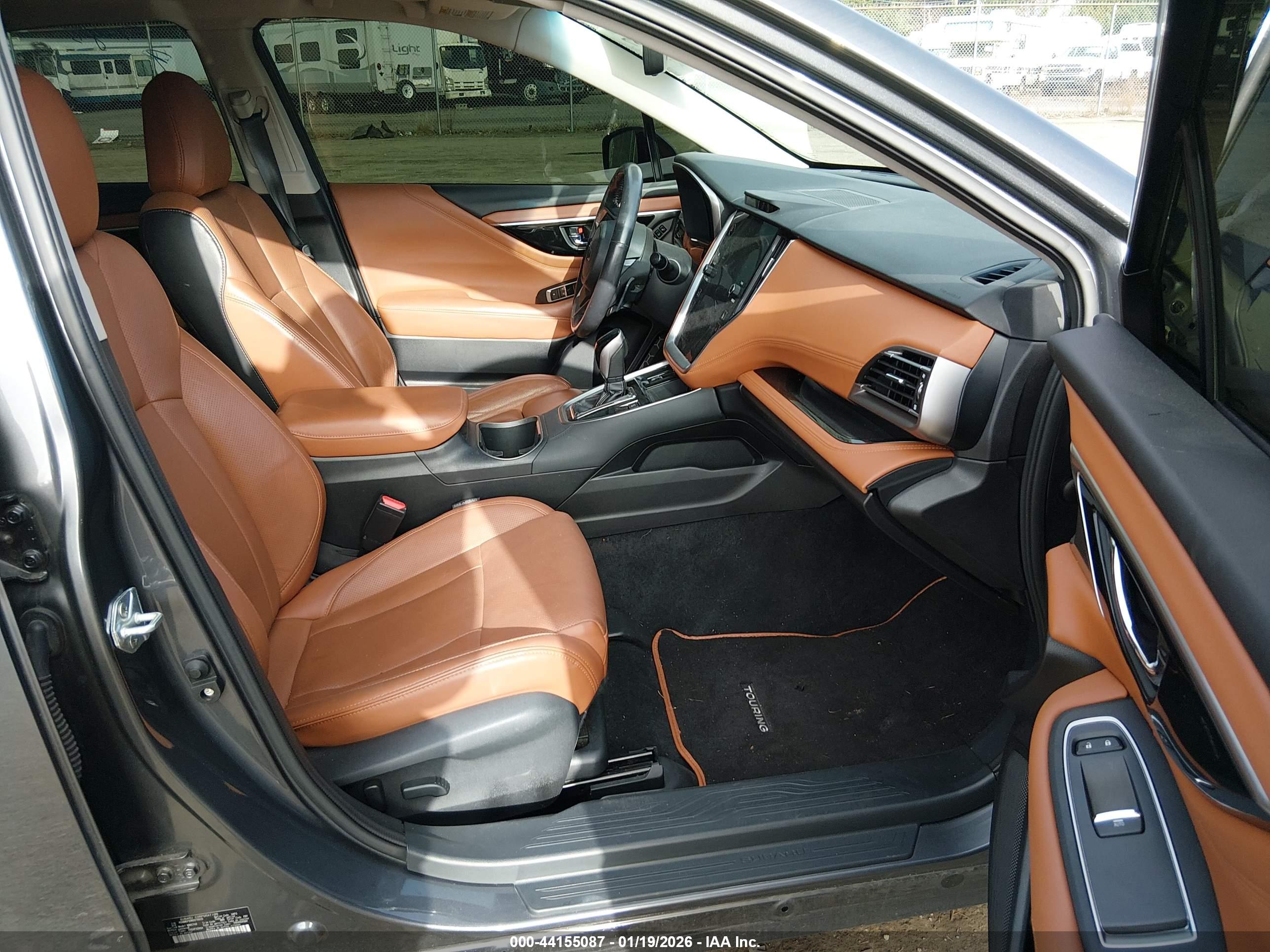 SUBARU LEGACY image 5