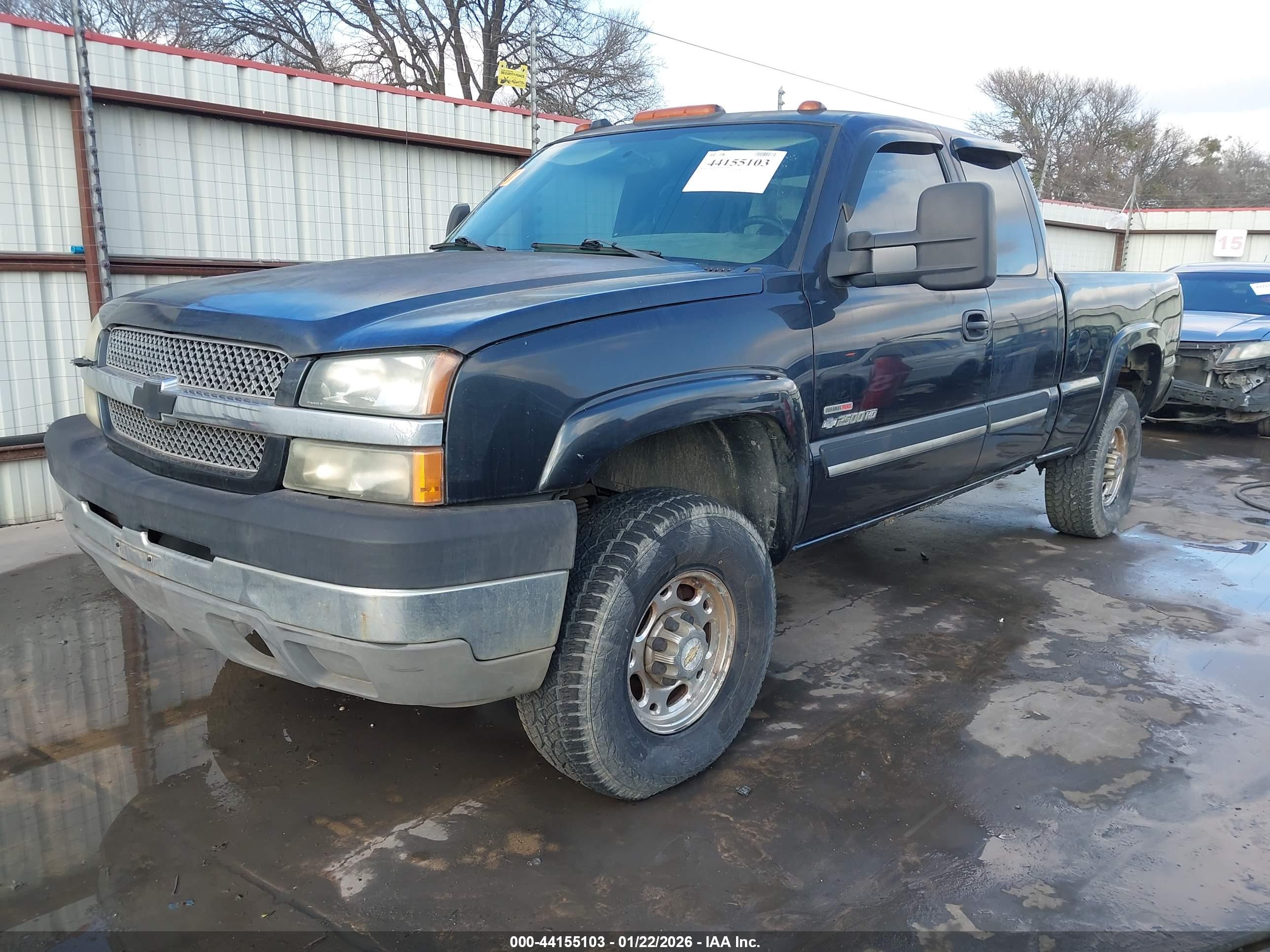 CHEVROLET SILVERADO image 2