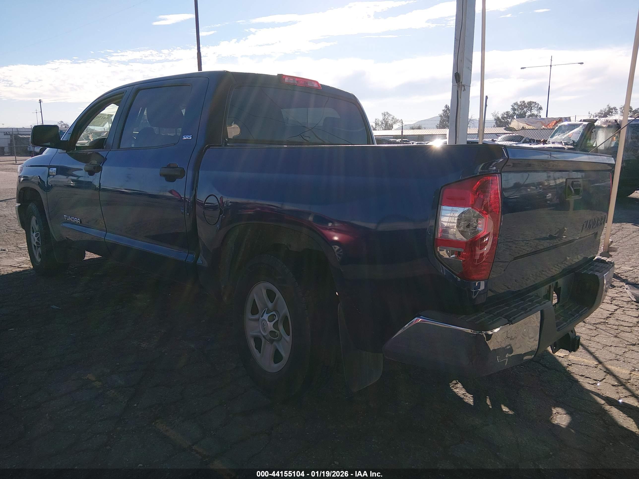 TOYOTA TUNDRA image 3