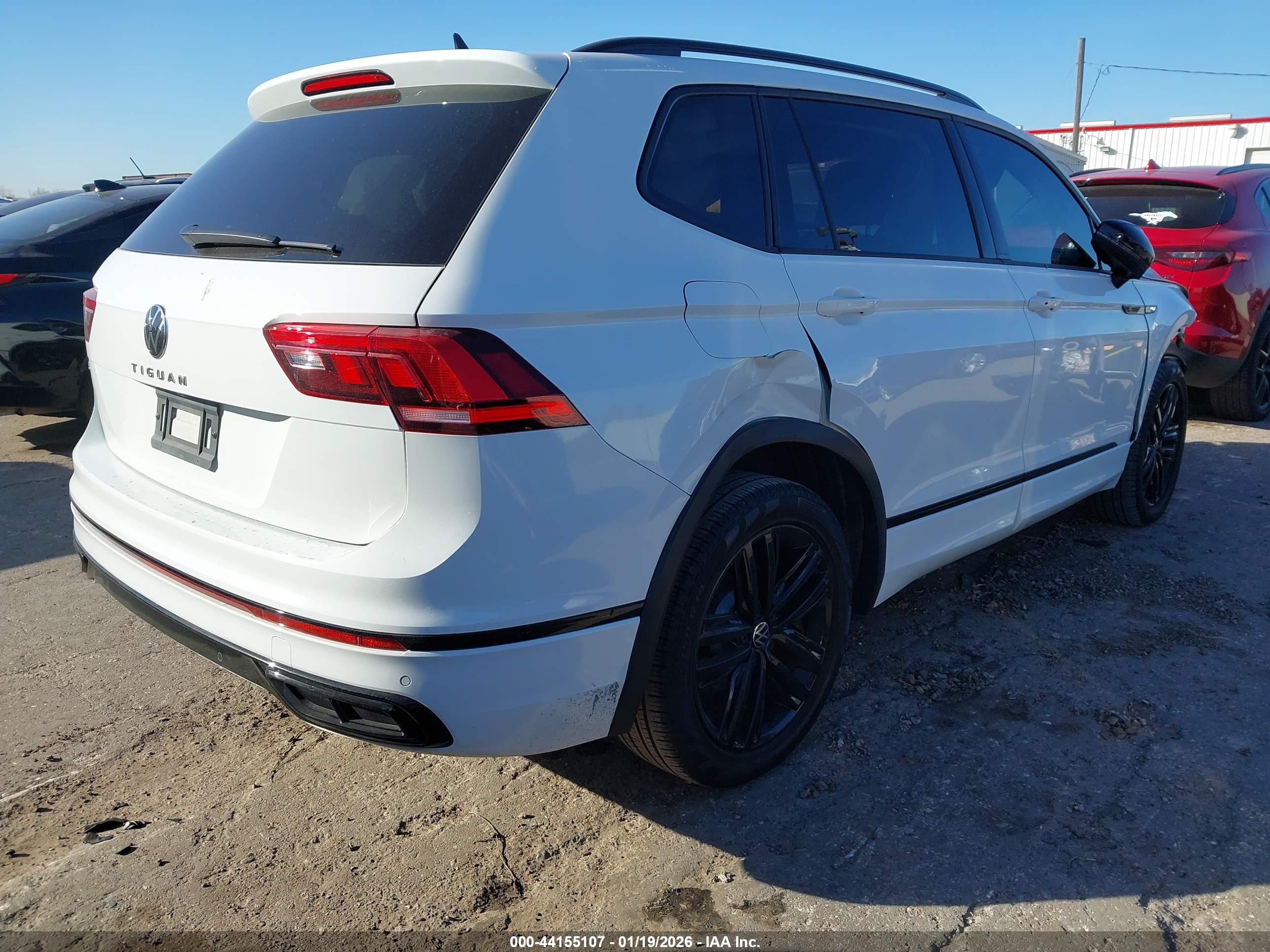 VOLKSWAGEN TIGUAN image 4