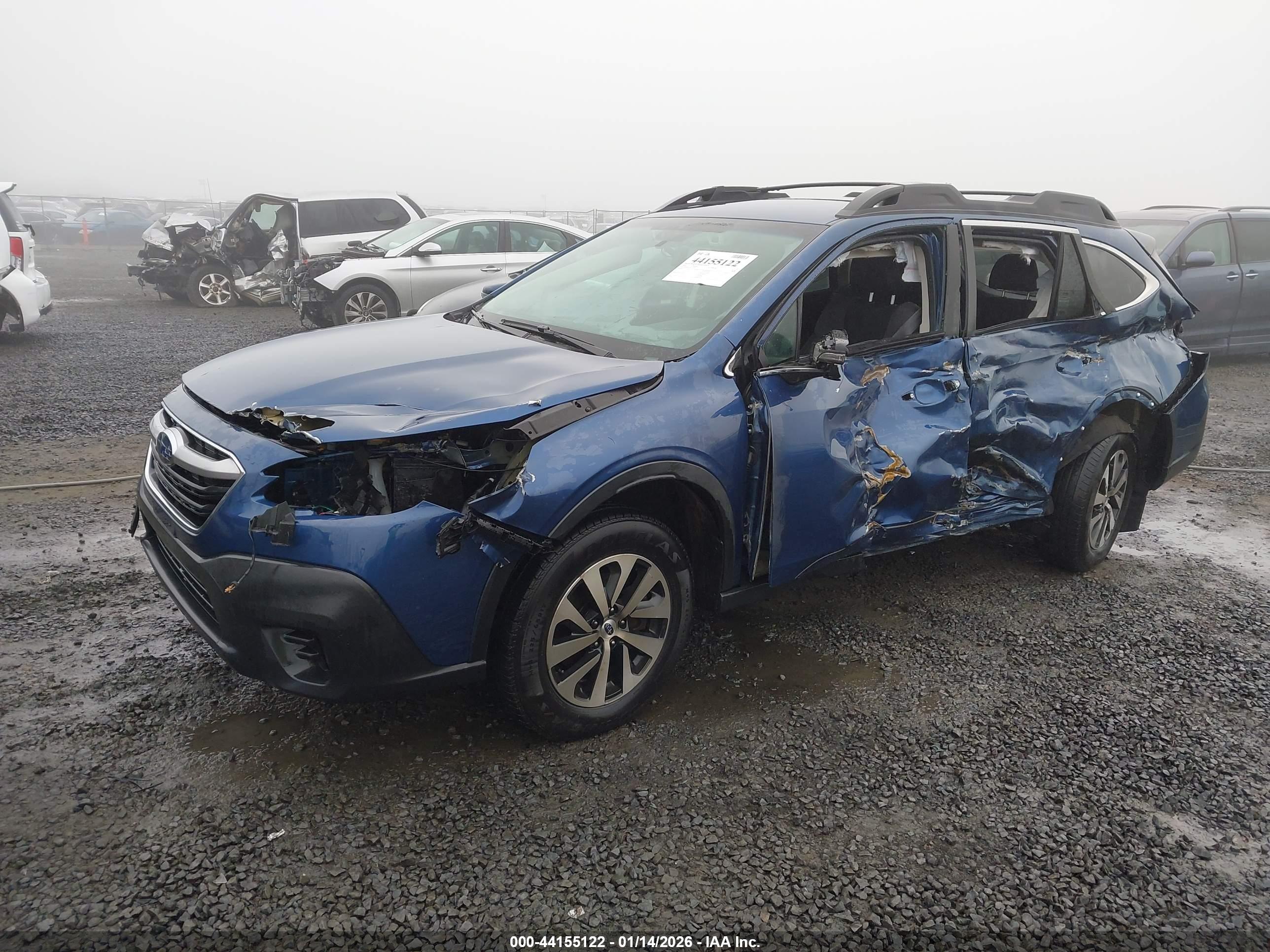 SUBARU OUTBACK image 2