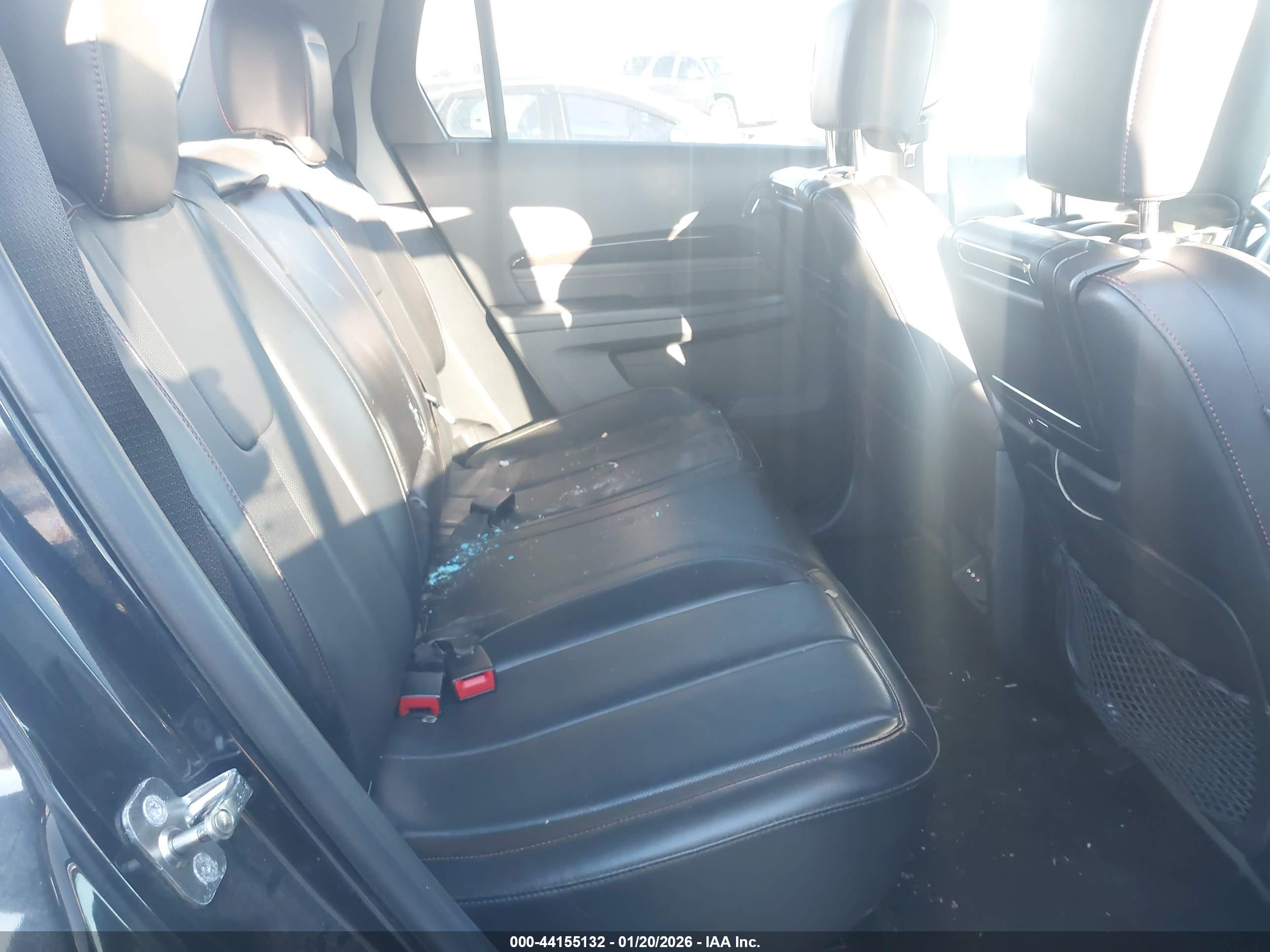 GMC TERRAIN image 8