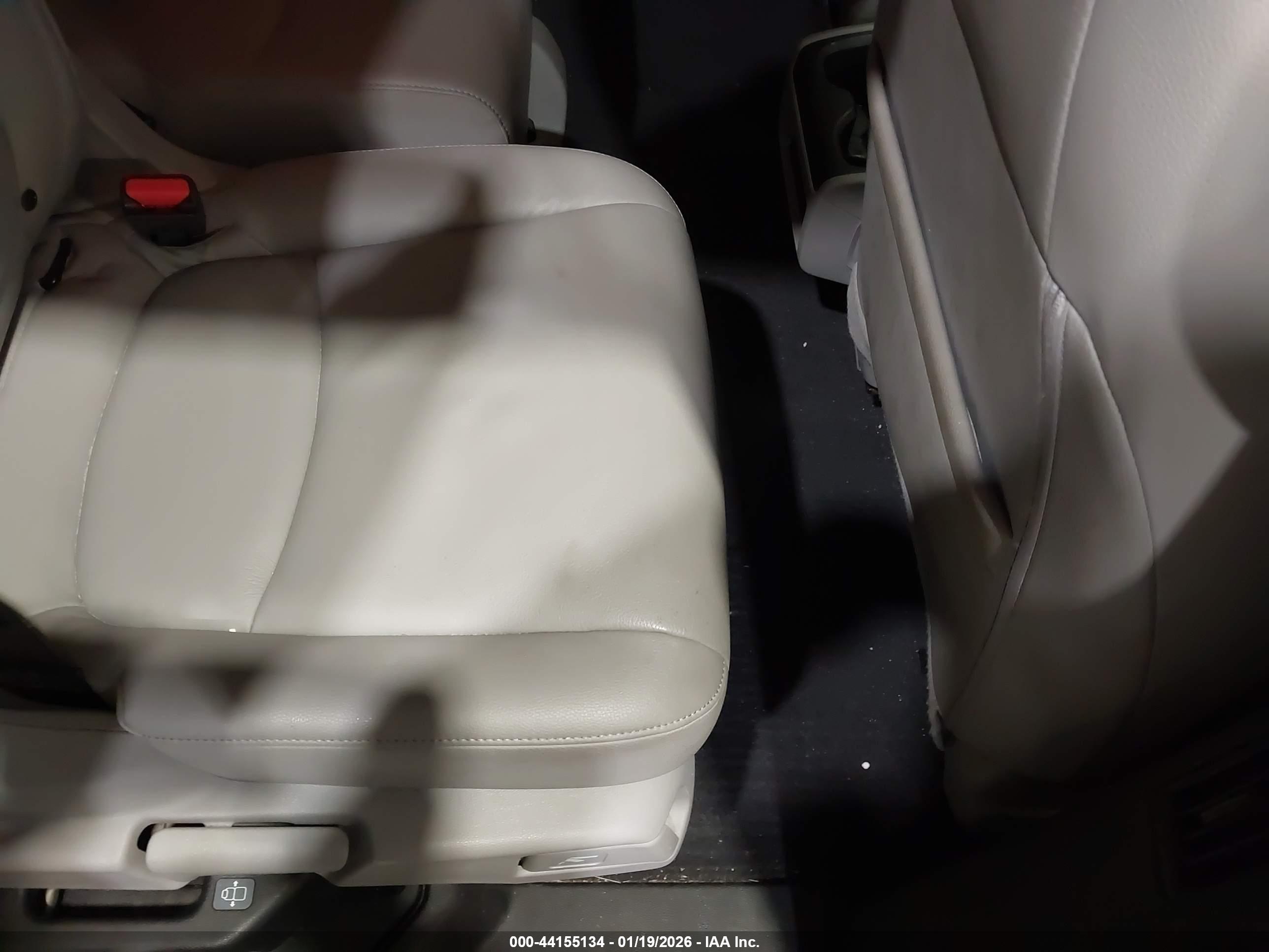 HONDA ODYSSEY image 8