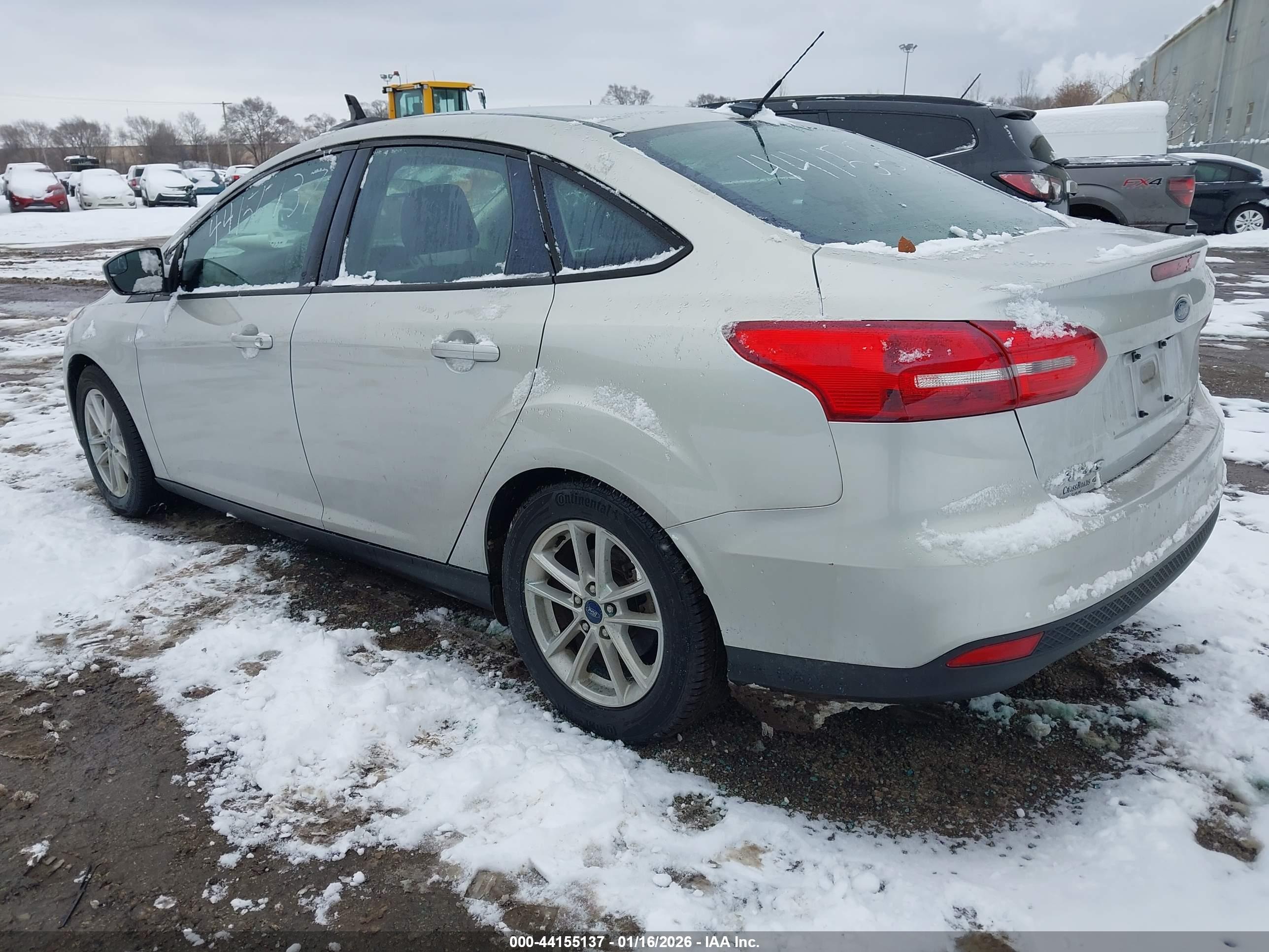 FORD FOCUS image 3