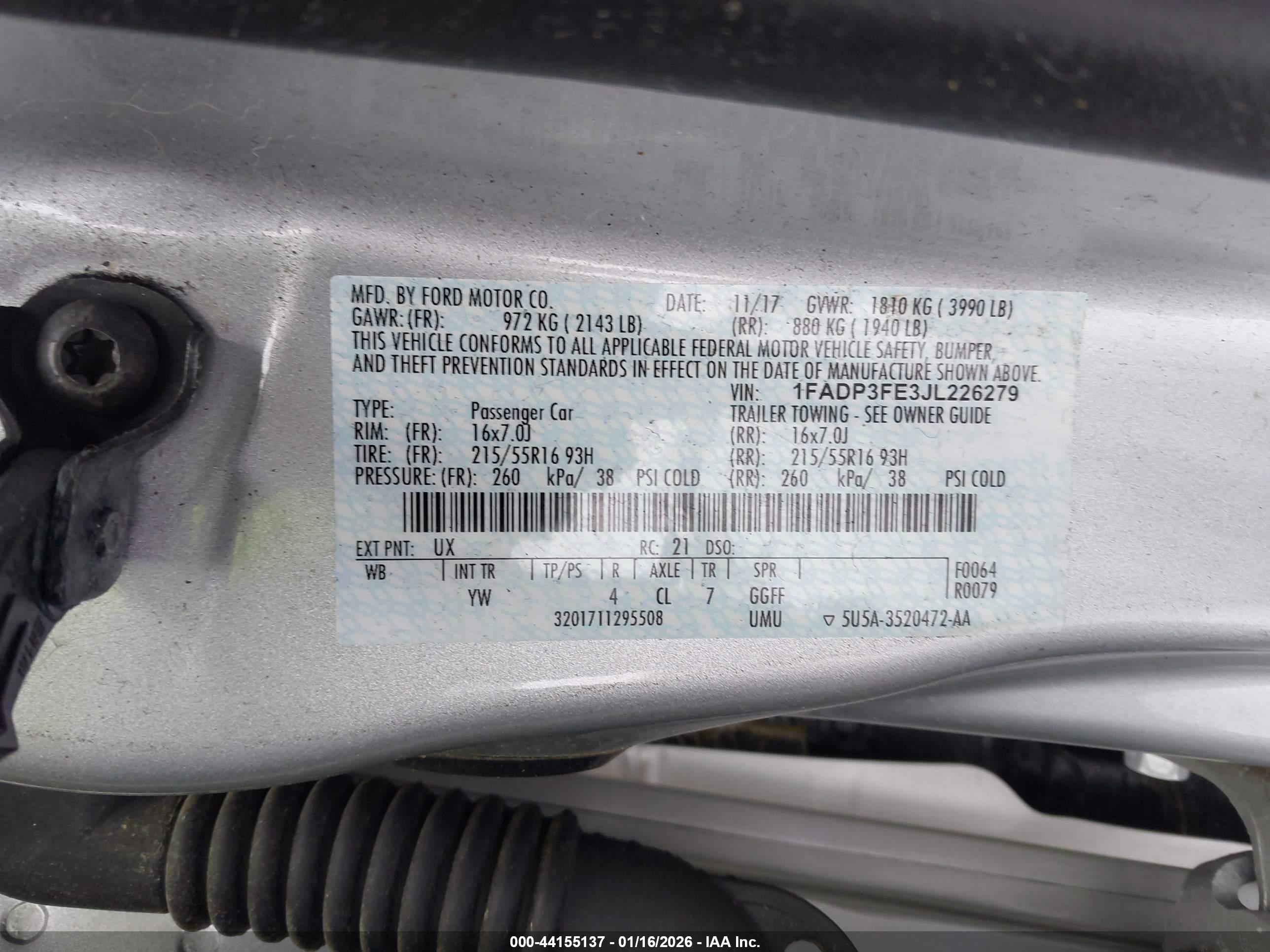 FORD FOCUS image 9