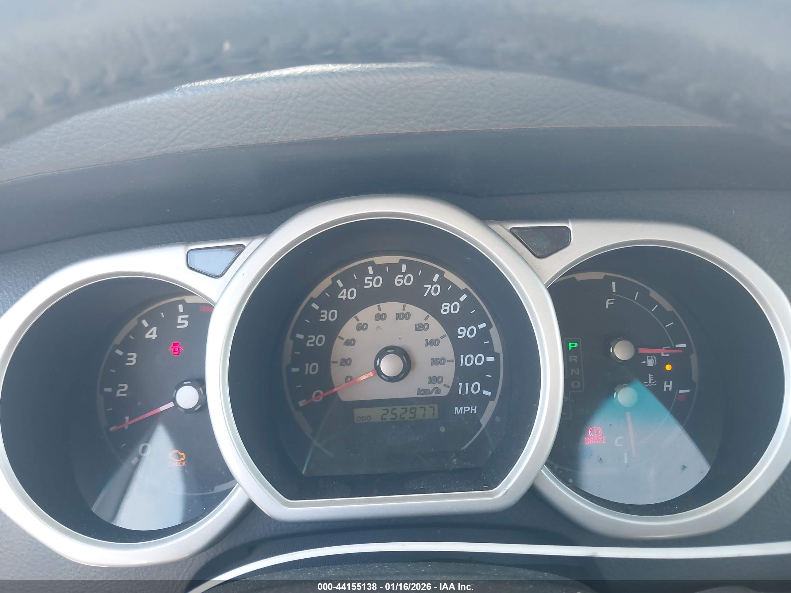 TOYOTA 4RUNNER image 7