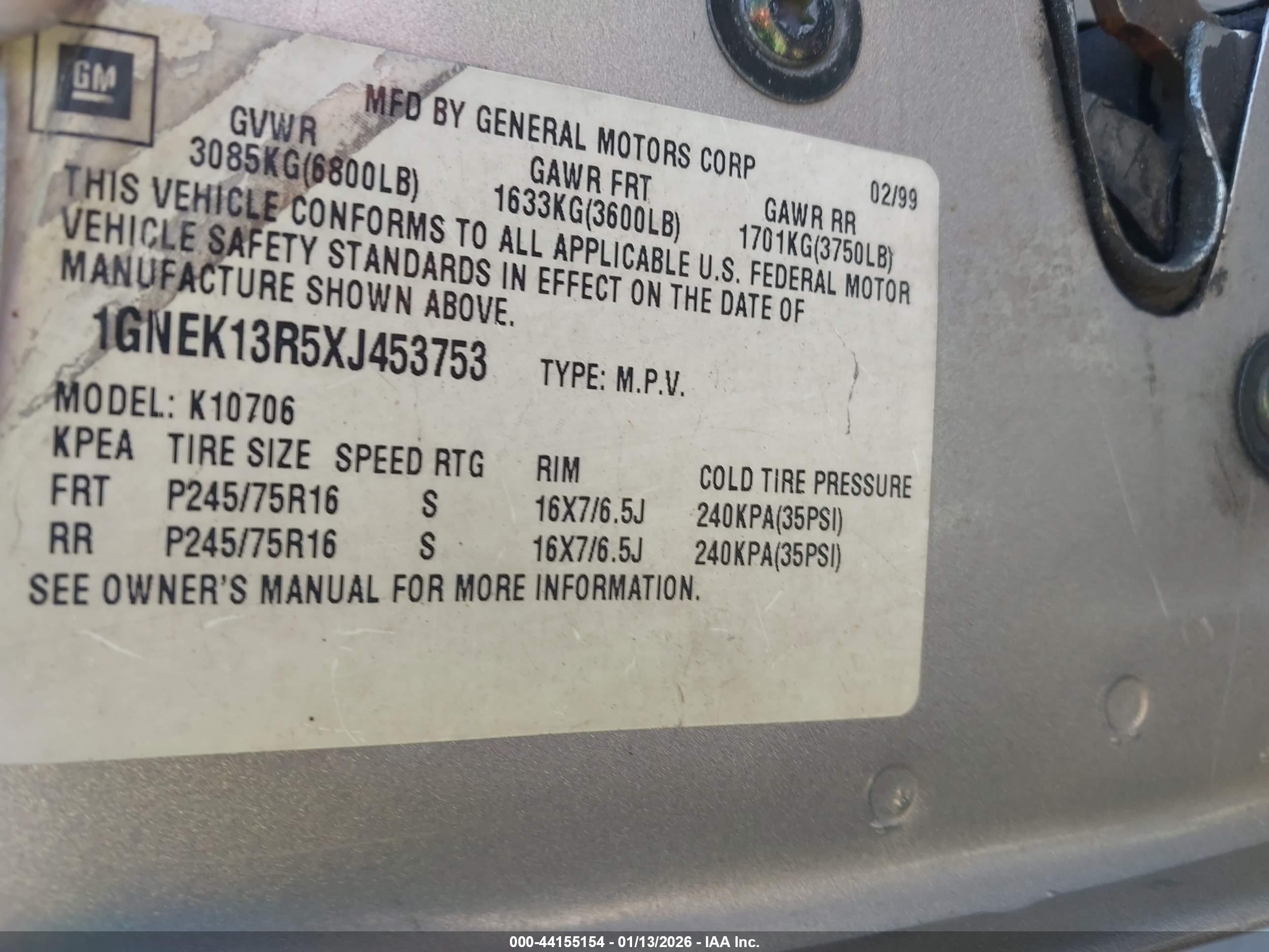 CHEVROLET TAHOE image 9