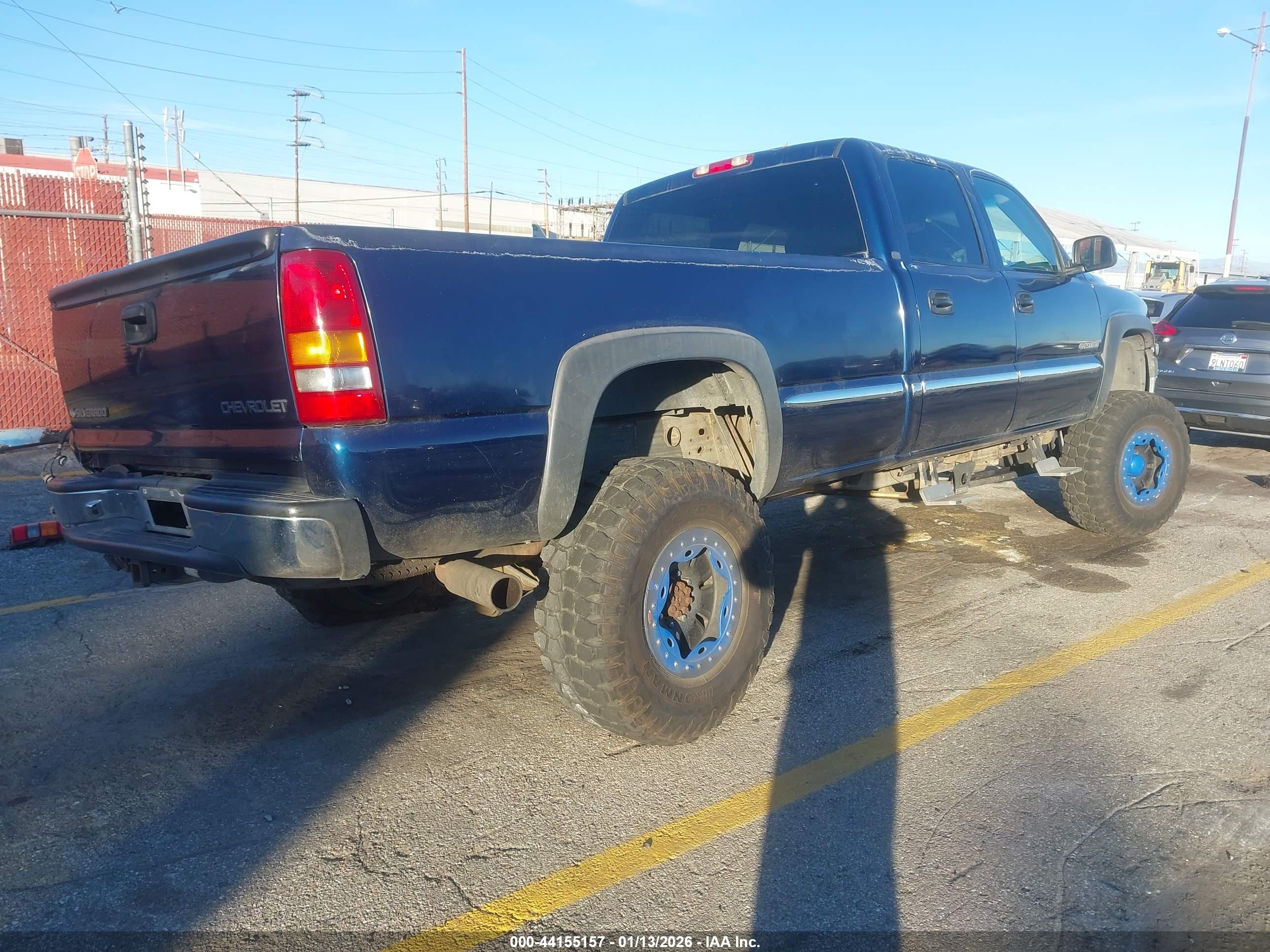 CHEVROLET SILVERADO image 4