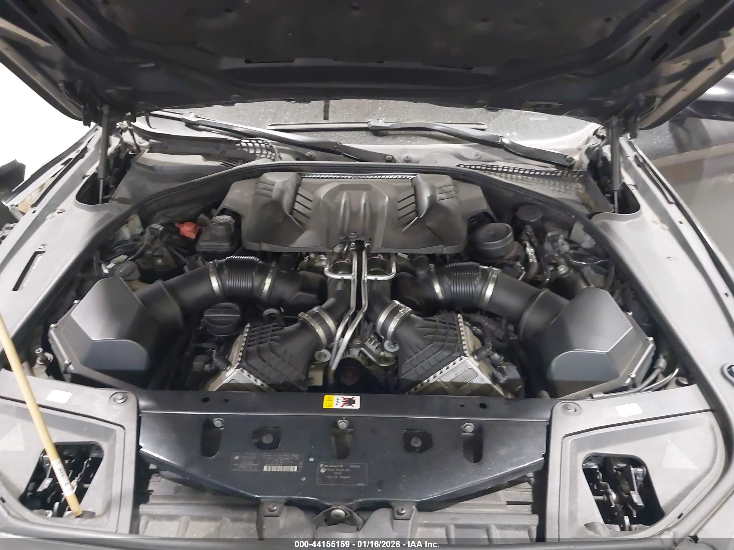 BMW M5 image 10