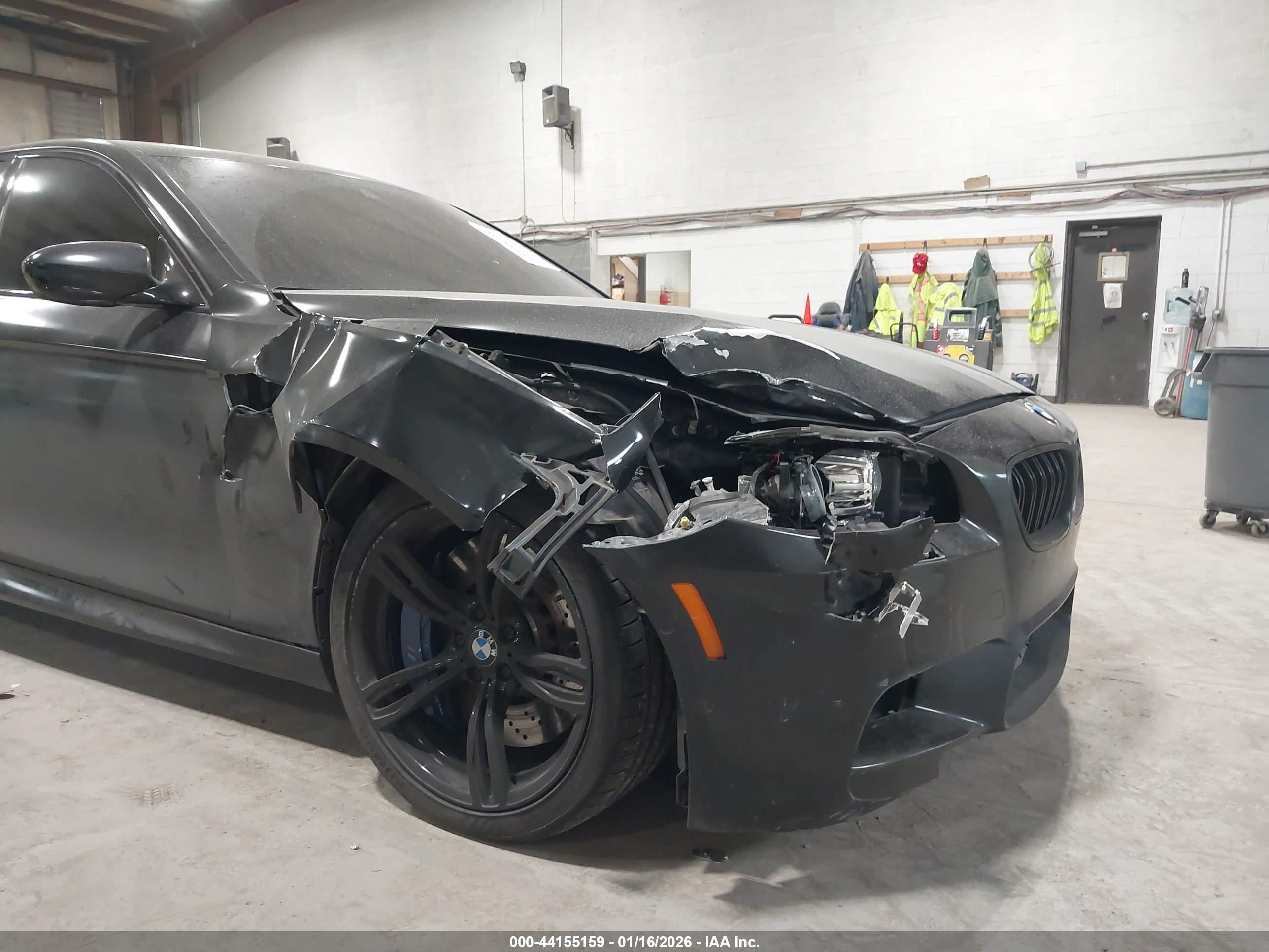 BMW M5 image 6