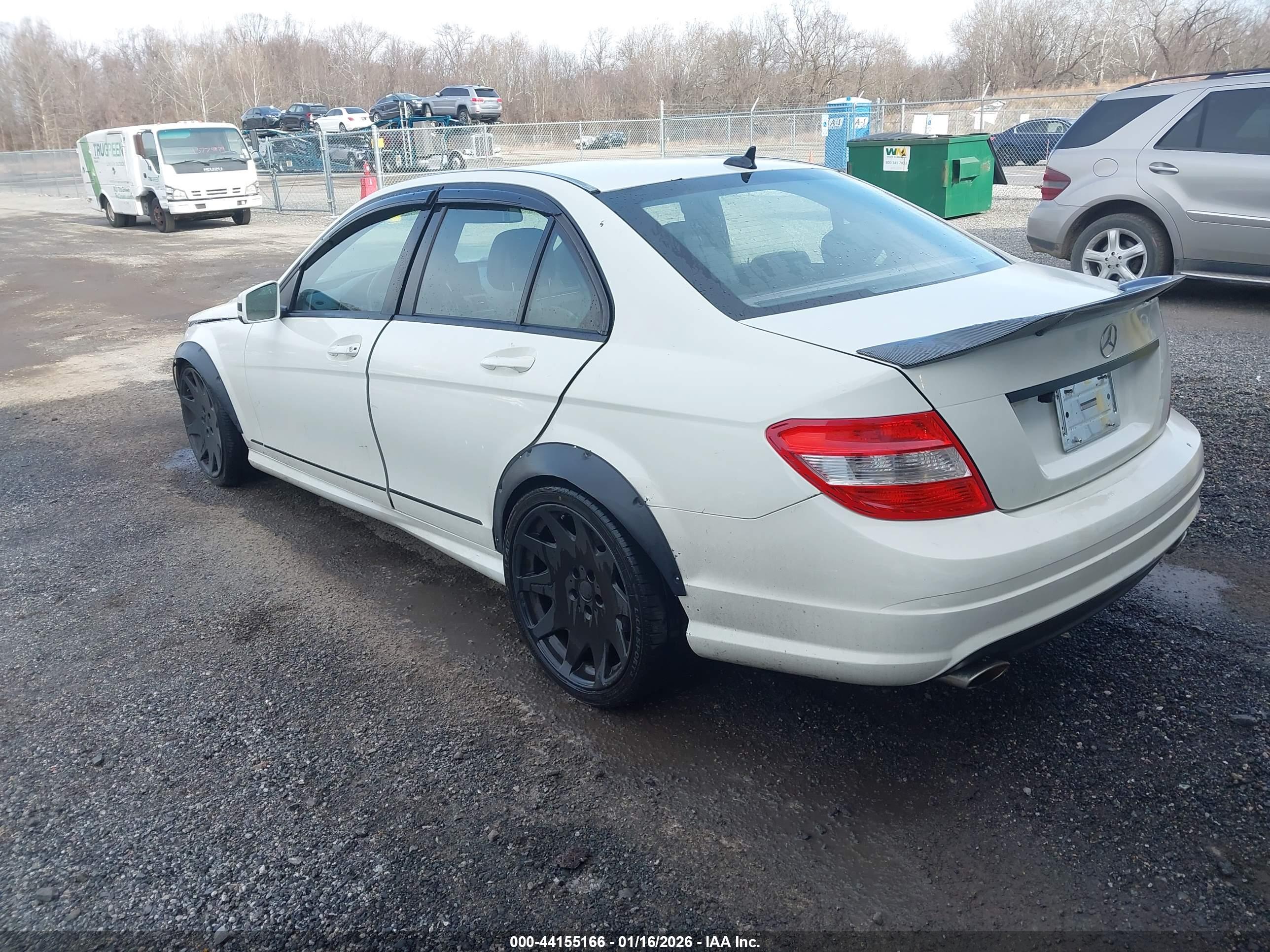 MERCEDES-BENZ C image 3