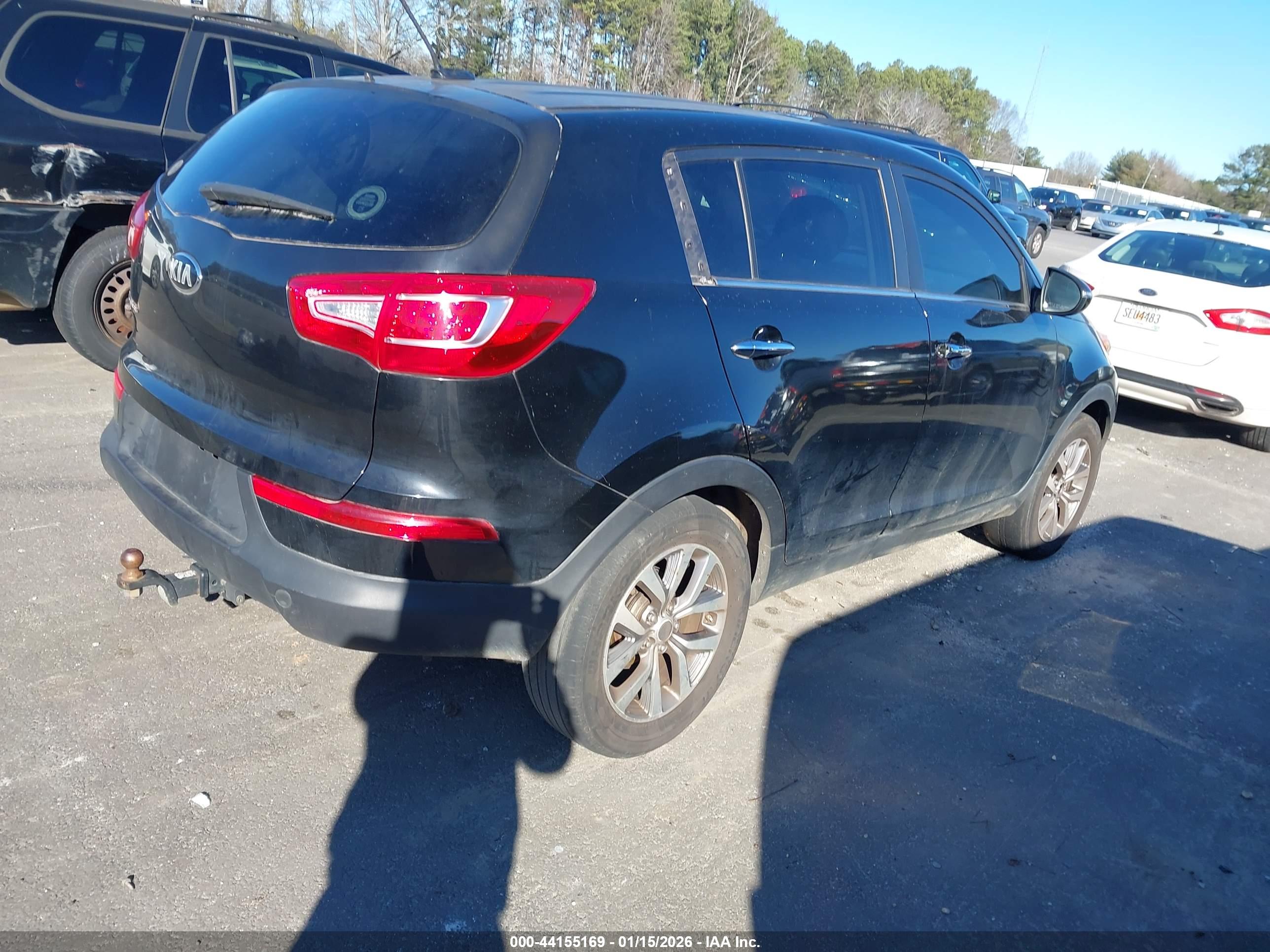 KIA SPORTAGE image 4