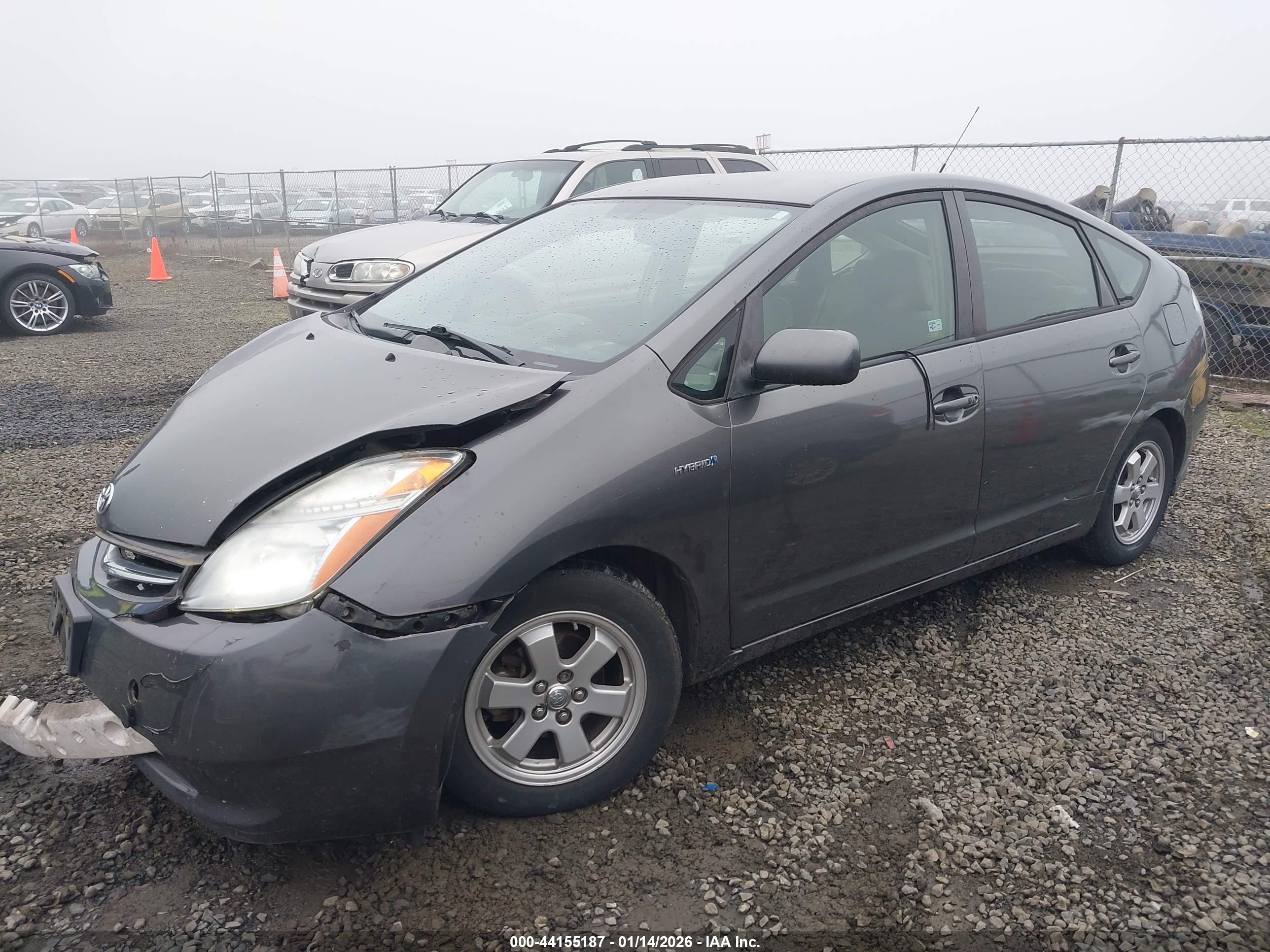 TOYOTA PRIUS image 2