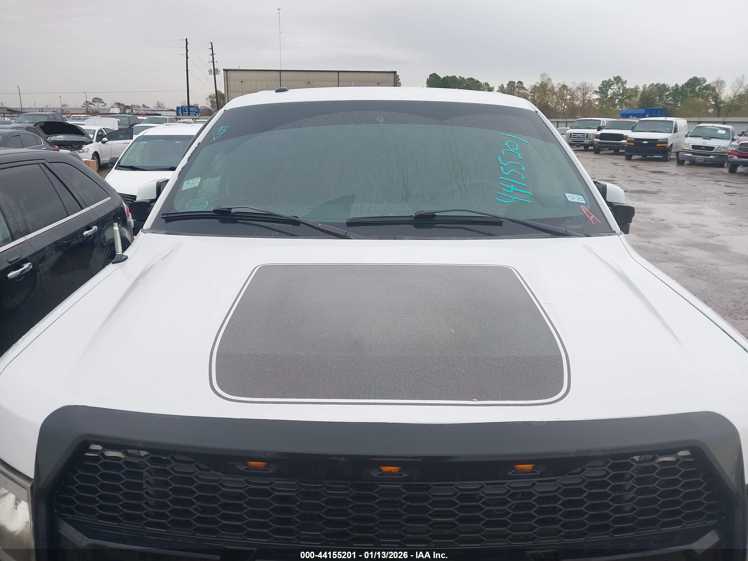 FORD F-150 image 10