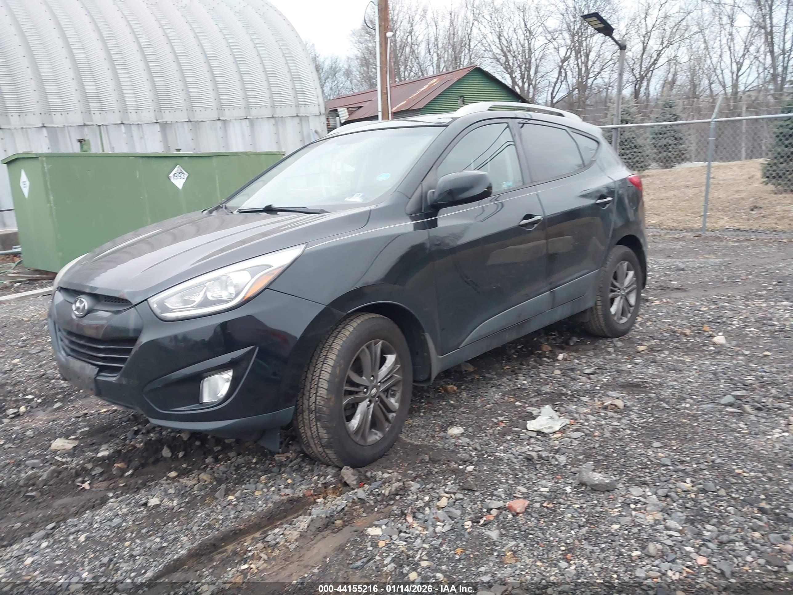 HYUNDAI TUCSON image 2
