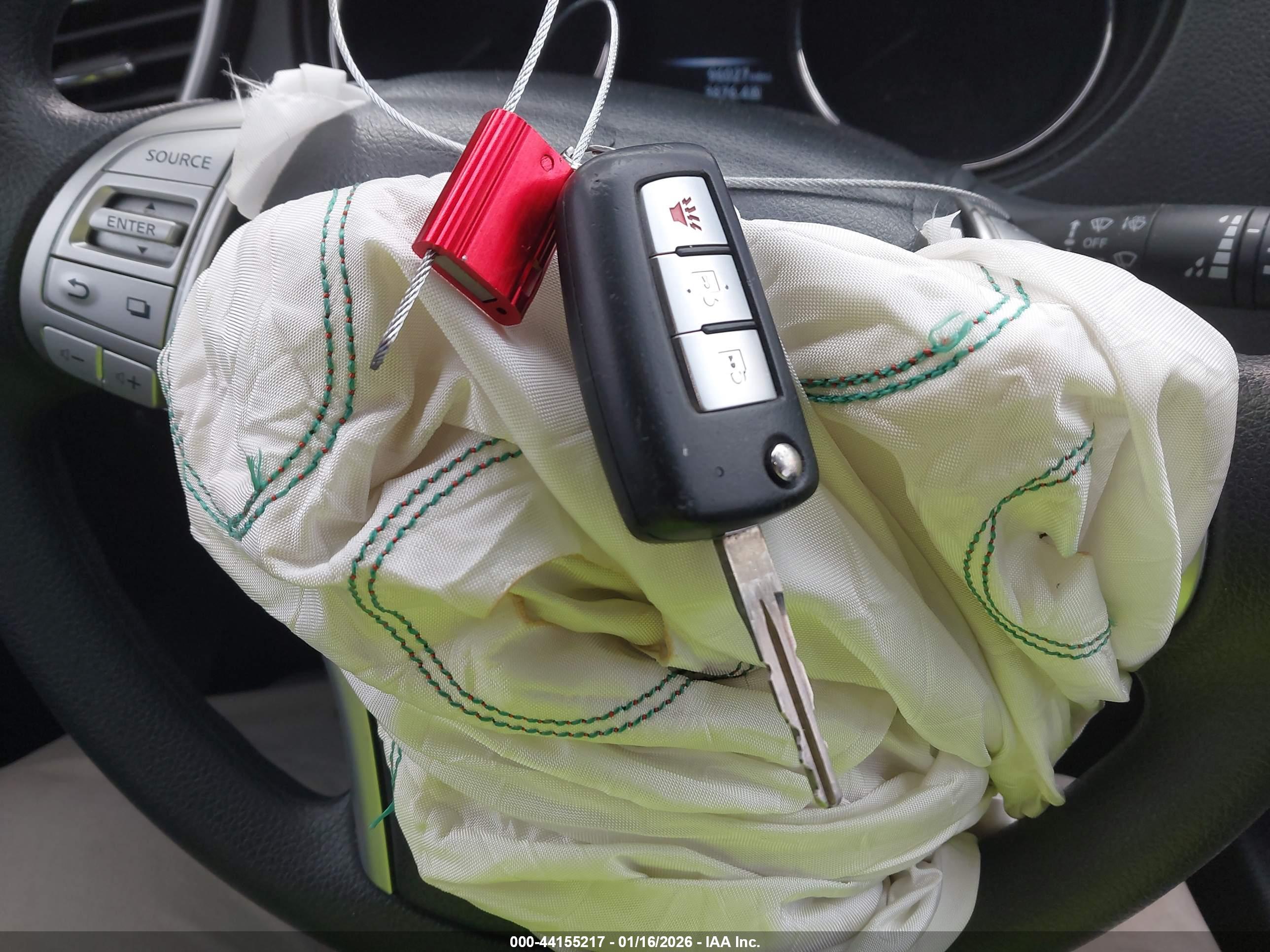 NISSAN ROGUE image 11