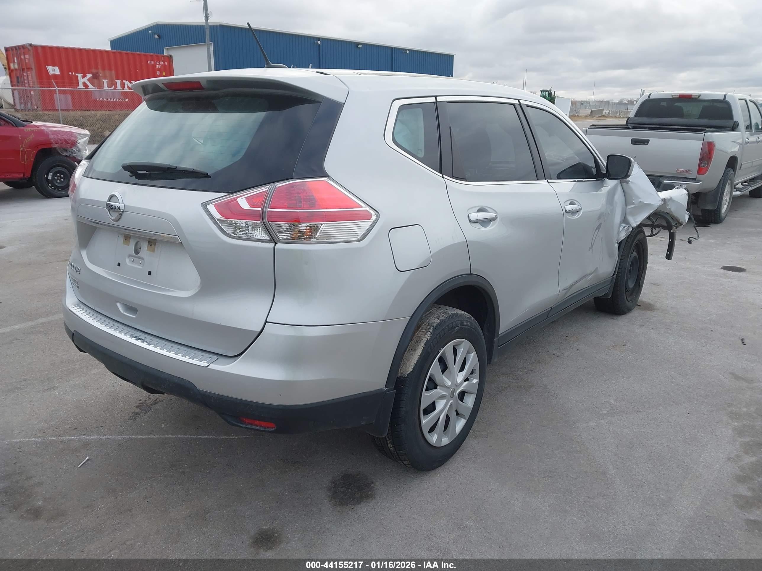 NISSAN ROGUE image 4