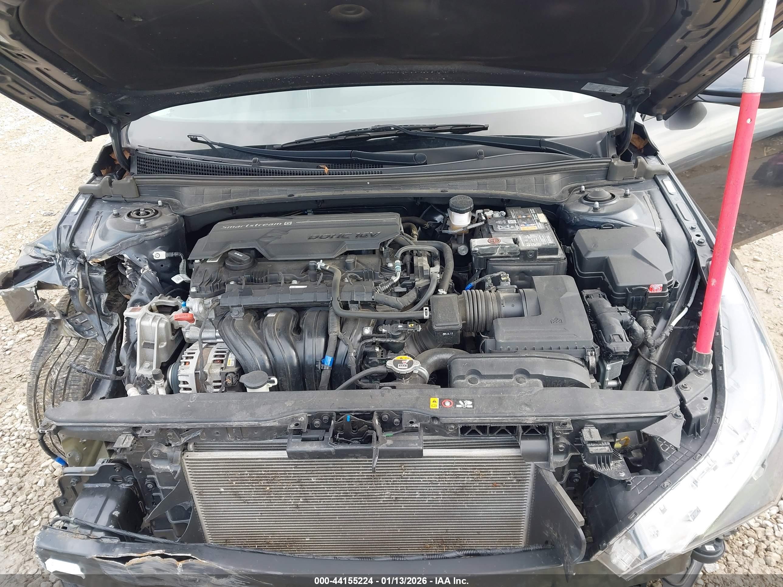 HYUNDAI ELANTRA image 10