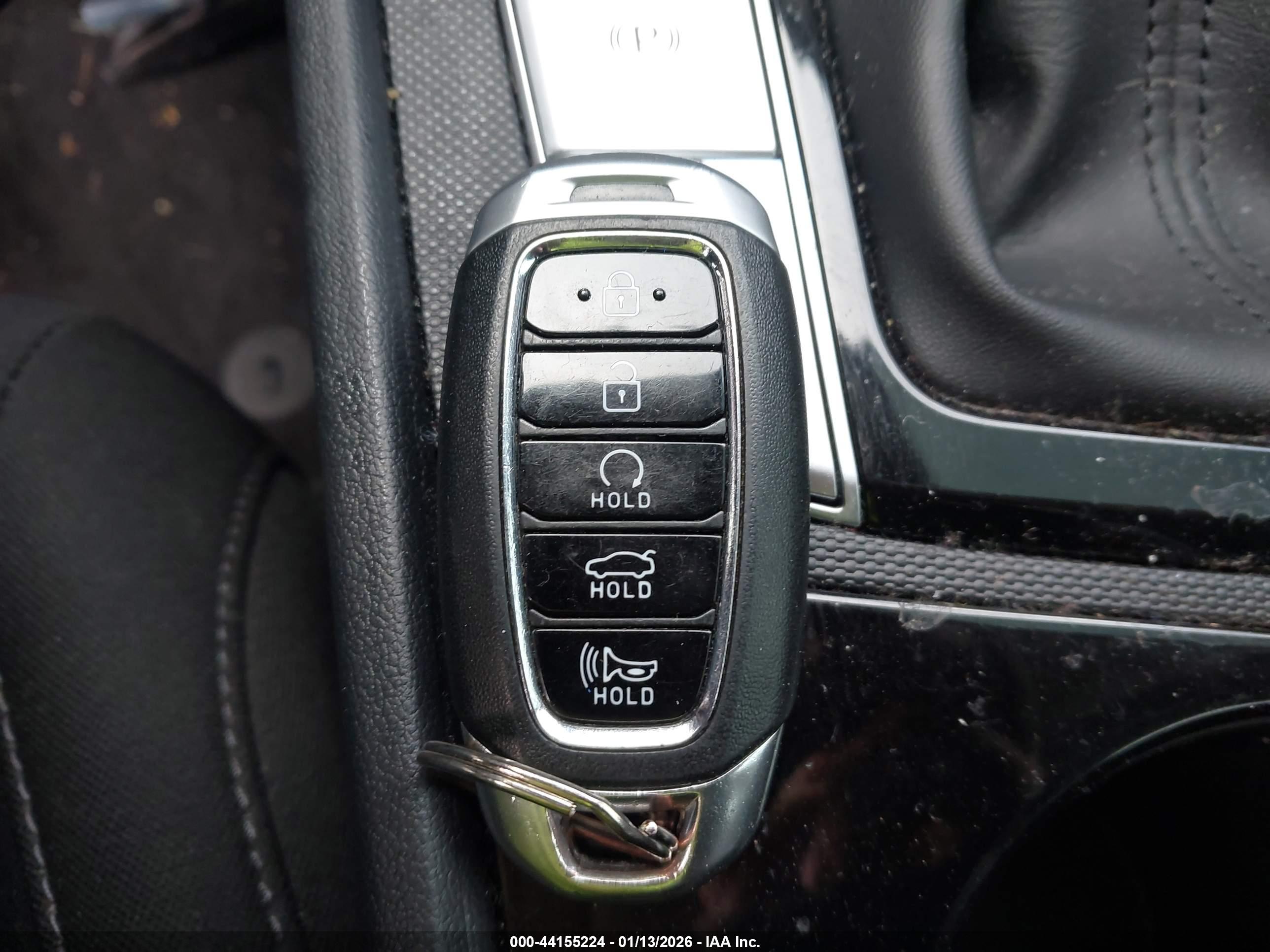 HYUNDAI ELANTRA image 11