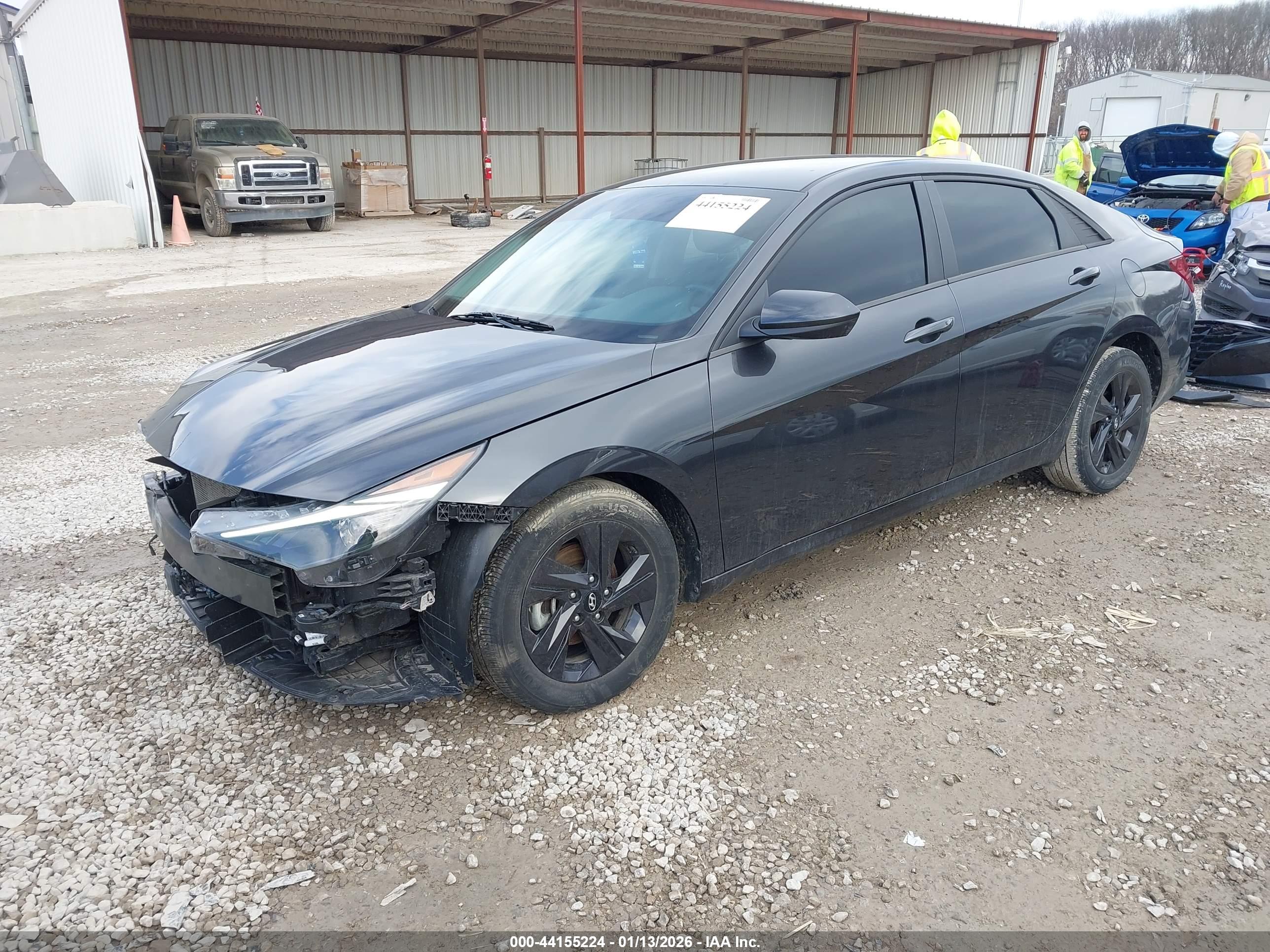 HYUNDAI ELANTRA image 2